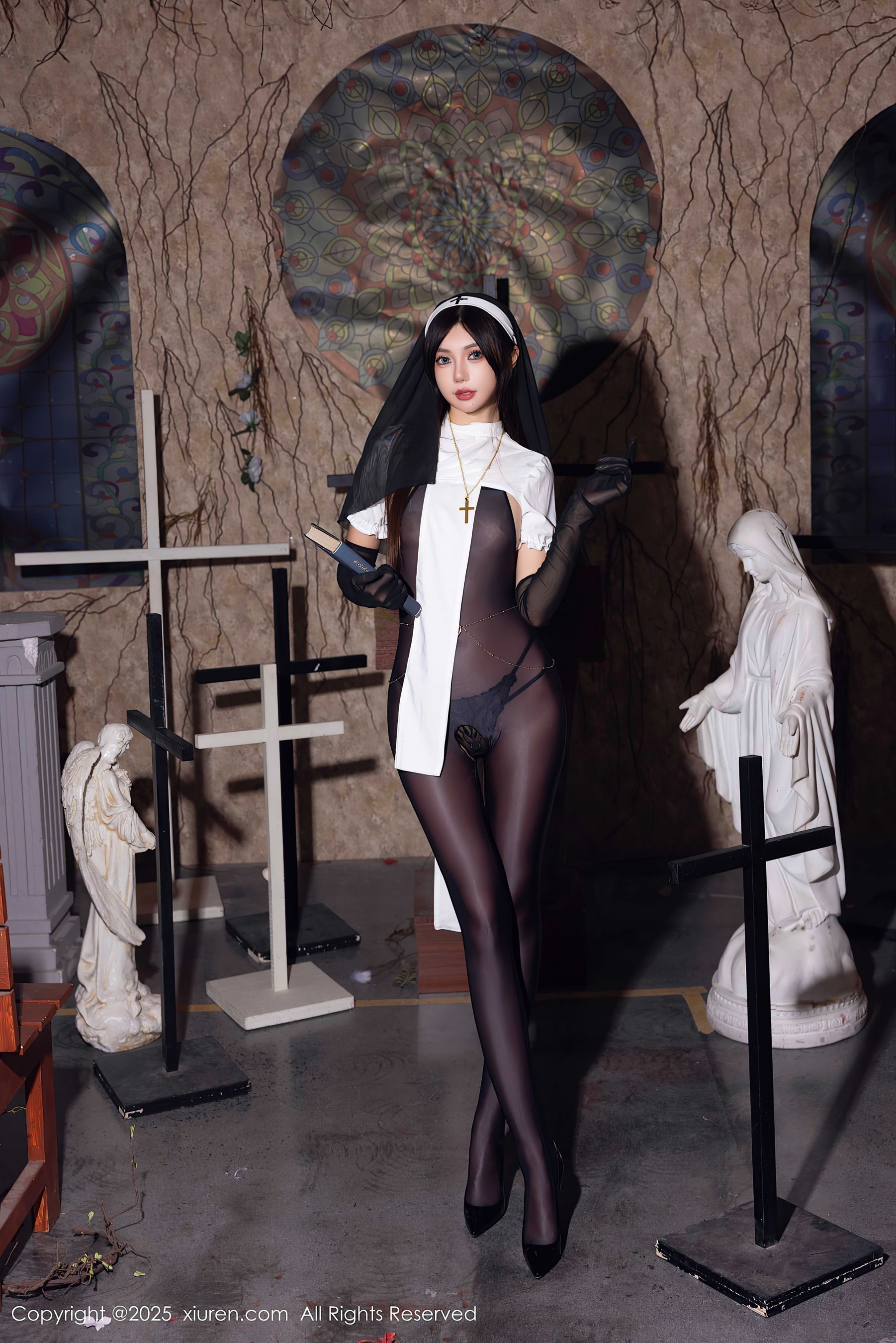 图片[3]-[XiuRen秀人网] No.9774 绮里嘉ula 黑丝美腿-看套图