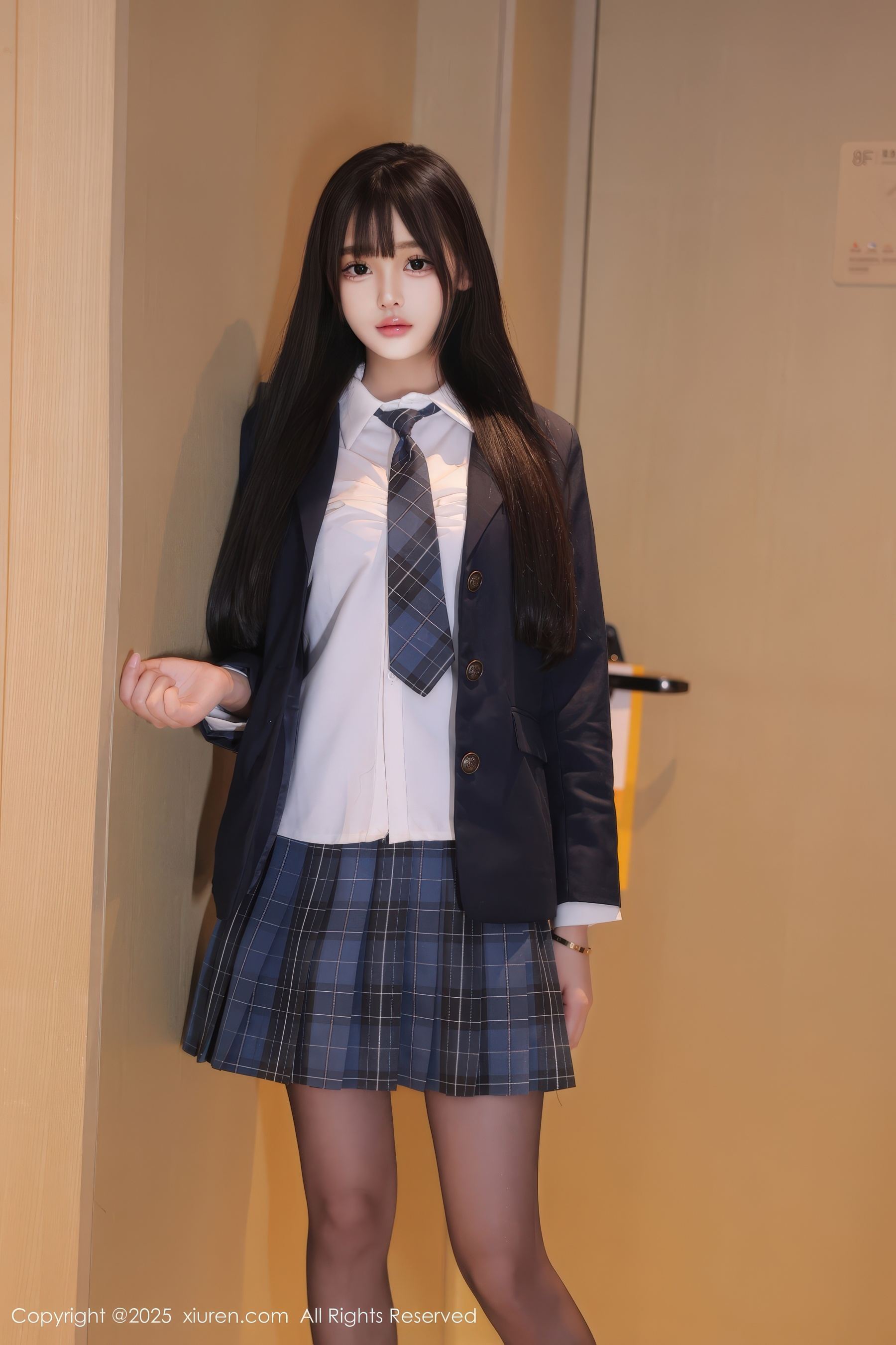 图片[4]-[XiuRen秀人网] No.9853 余安安 黑丝美腿-看套图
