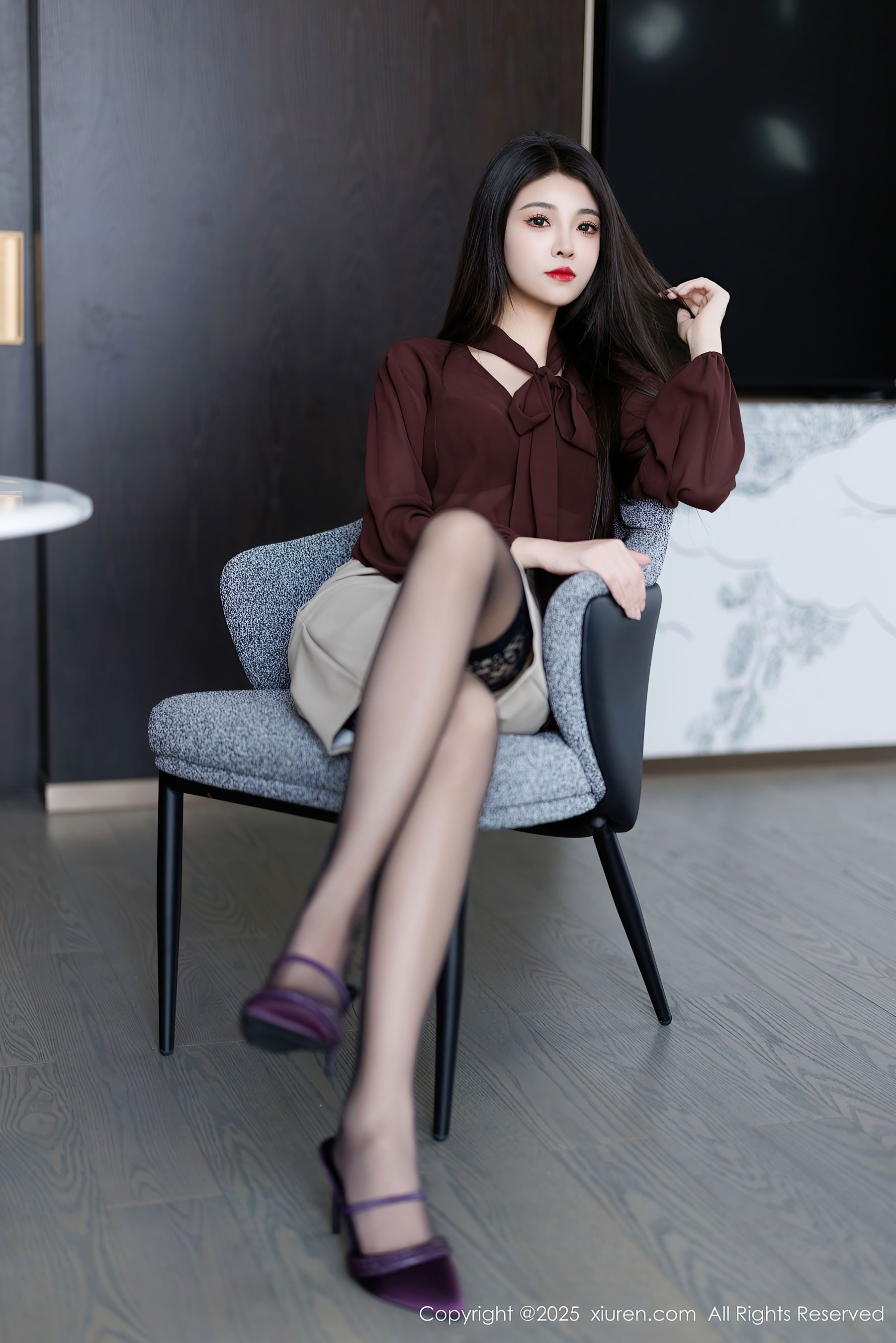 图片[3]-[XiuRen秀人网] No.9868 初梦瑶 黑丝美腿-看套图