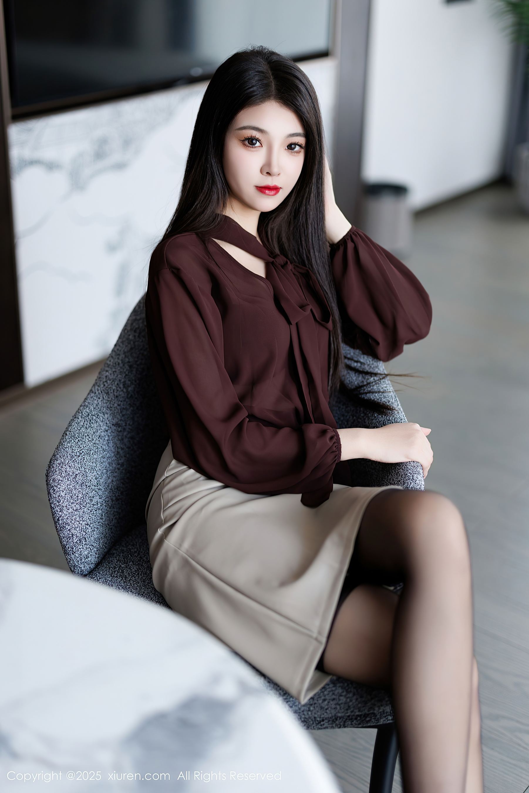 图片[4]-[XiuRen秀人网] No.9868 初梦瑶 黑丝美腿-看套图