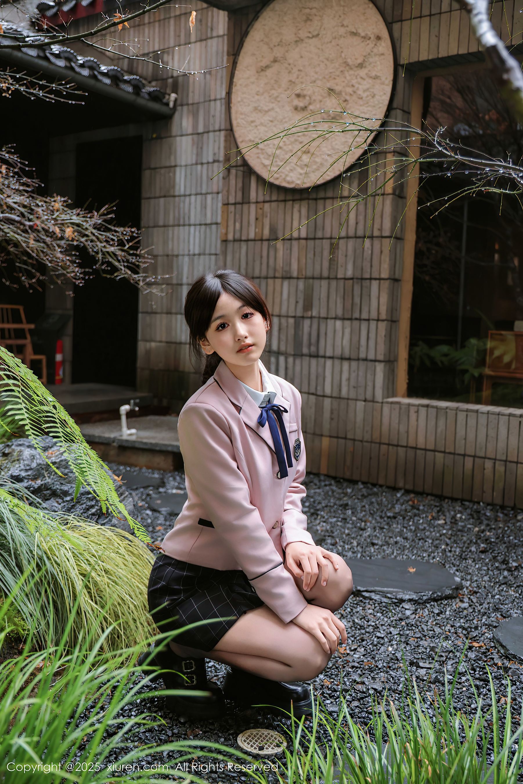[XiuRen秀人网] No.9949 奶芙乔乔 美腿黑丝-看套图