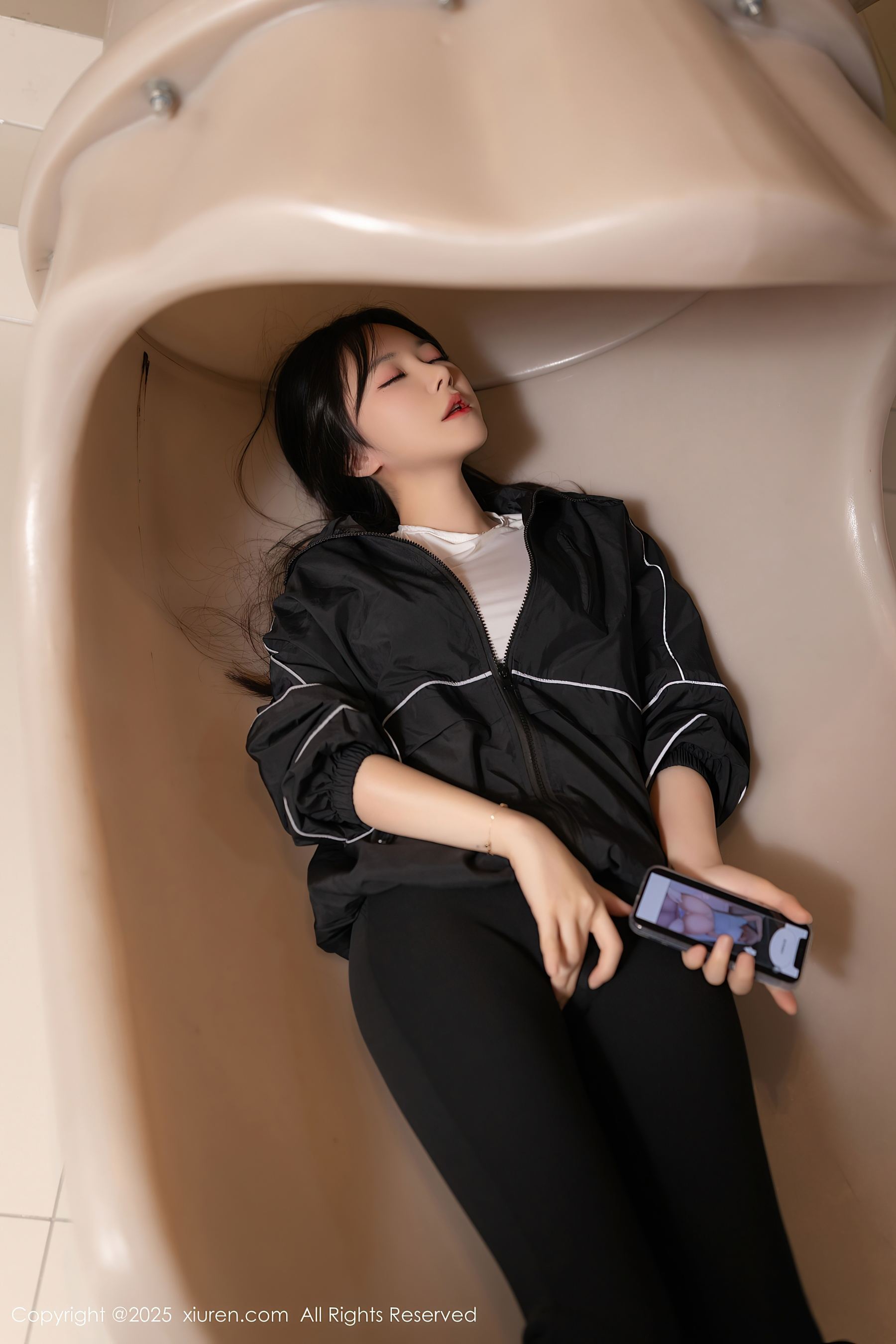 图片[1]-[XiuRen秀人网] No.10112 鱼子酱Fish 白色丝袜-看套图