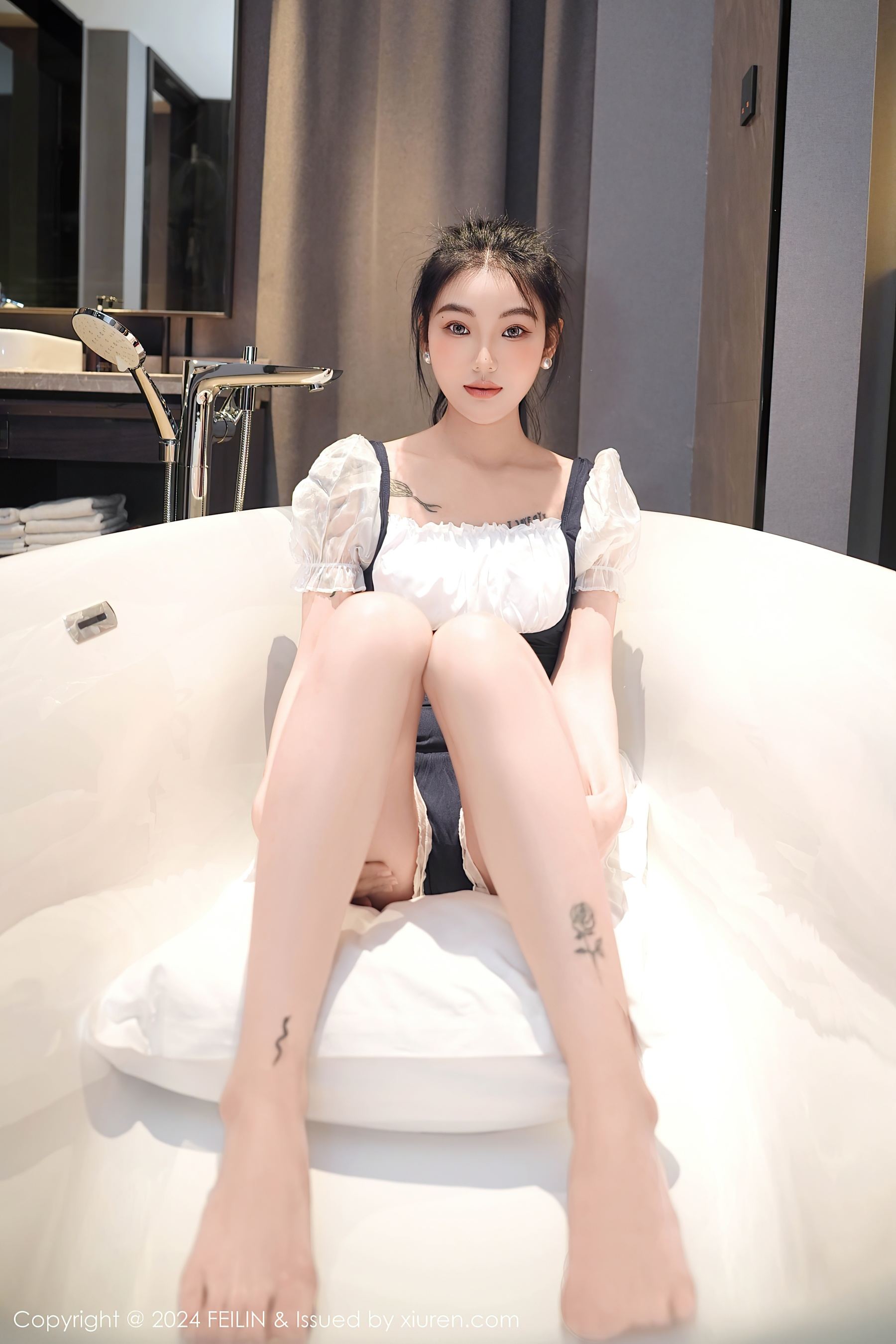[FEILIN嗲囡囡] VOL.491 希恬儿 浴缸美腿-看套图