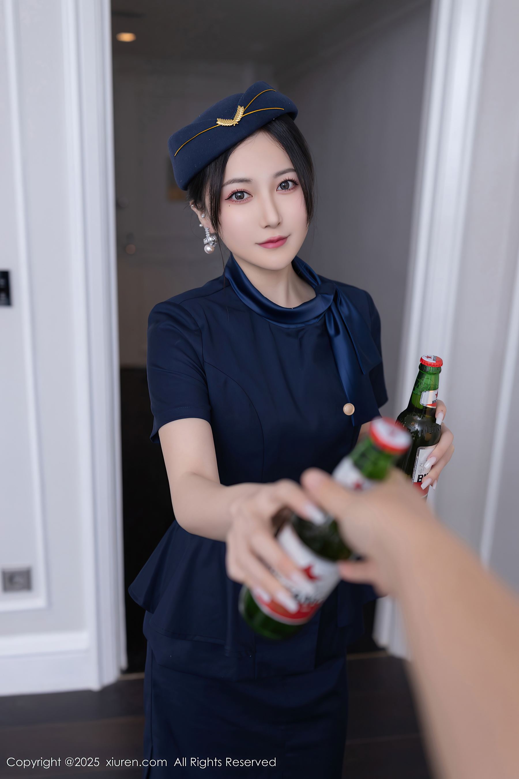 图片[4]-[XiuRen秀人网] No.10142 鱼子酱Fish 空姐制服-看套图