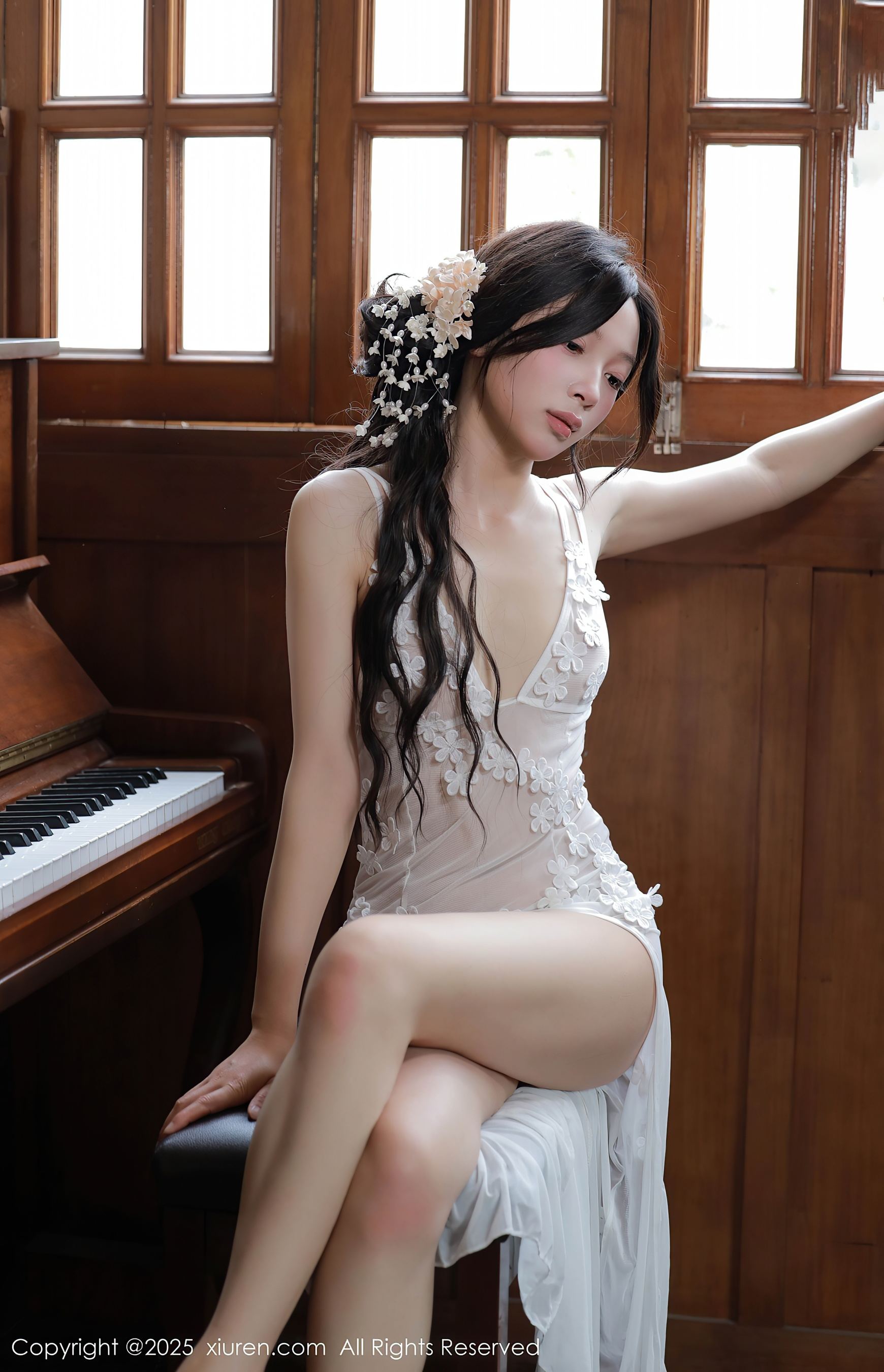[XiuRen秀人网] No.10198 橙子酱Lillian 白色蕾丝-看套图