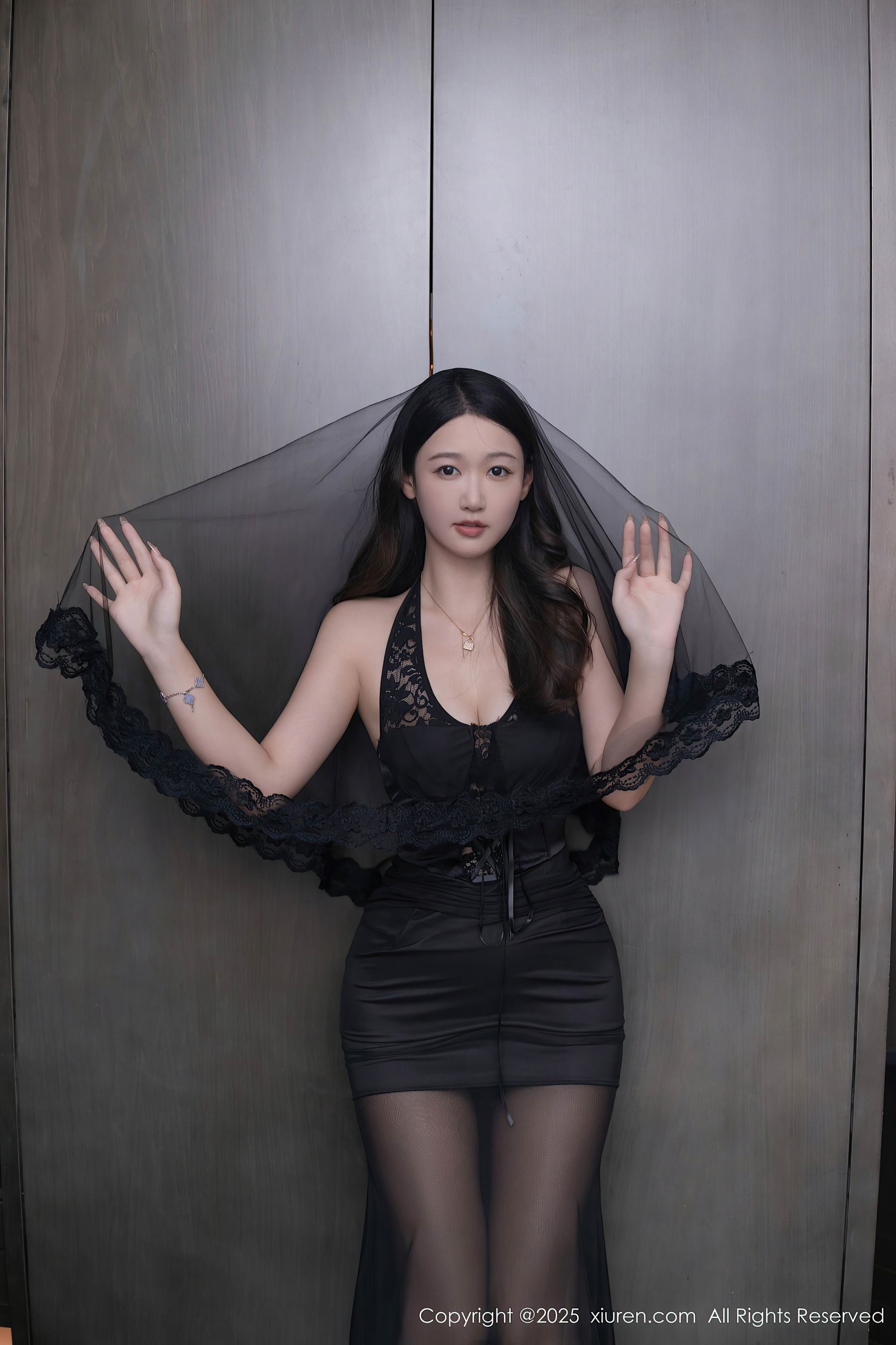 [XiuRen秀人网] No.10208 唐安琪 黑色婚纱-看套图