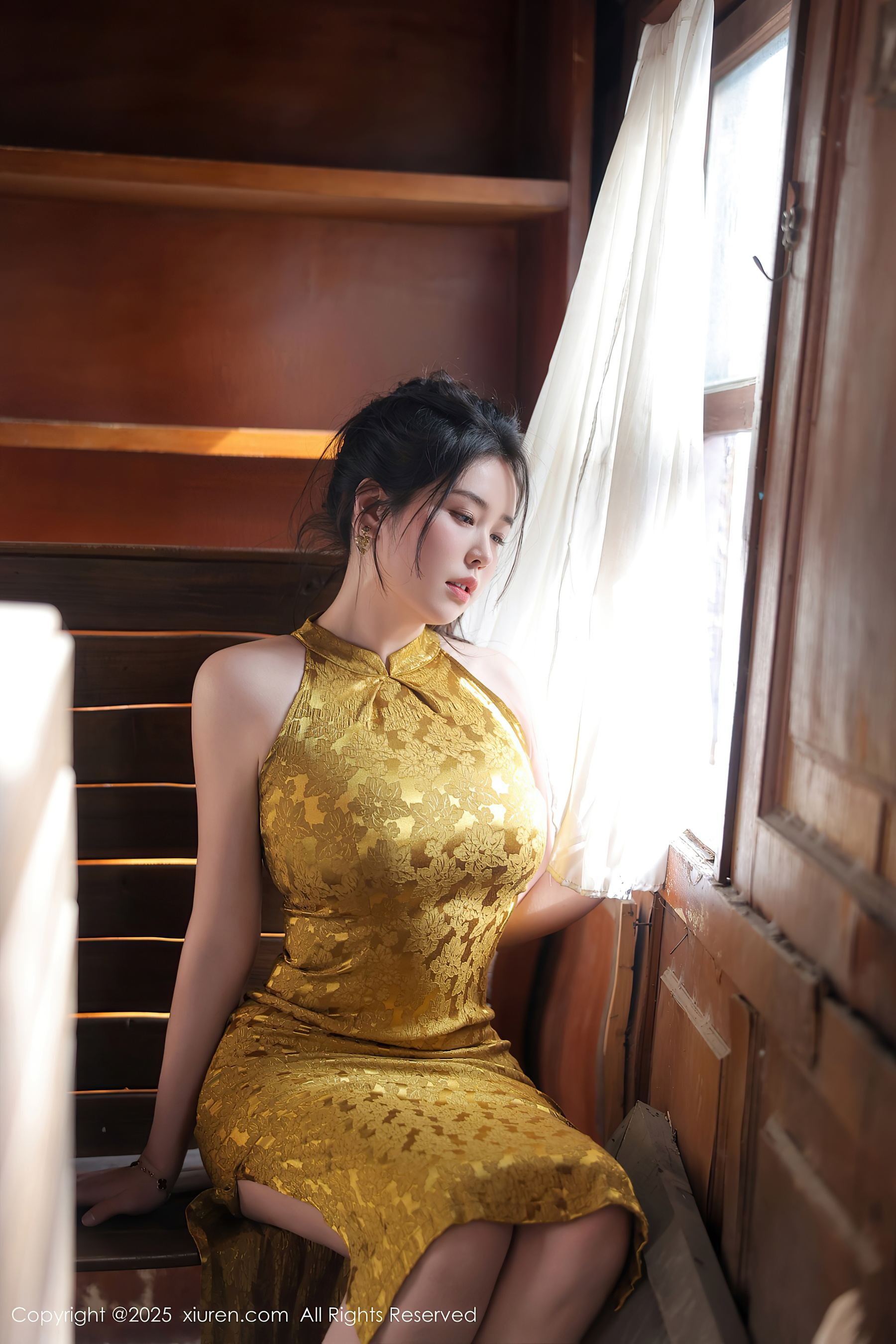 图片[4]-[XiuRen秀人网] No.10269 林若凡F 黄色旗袍-看套图
