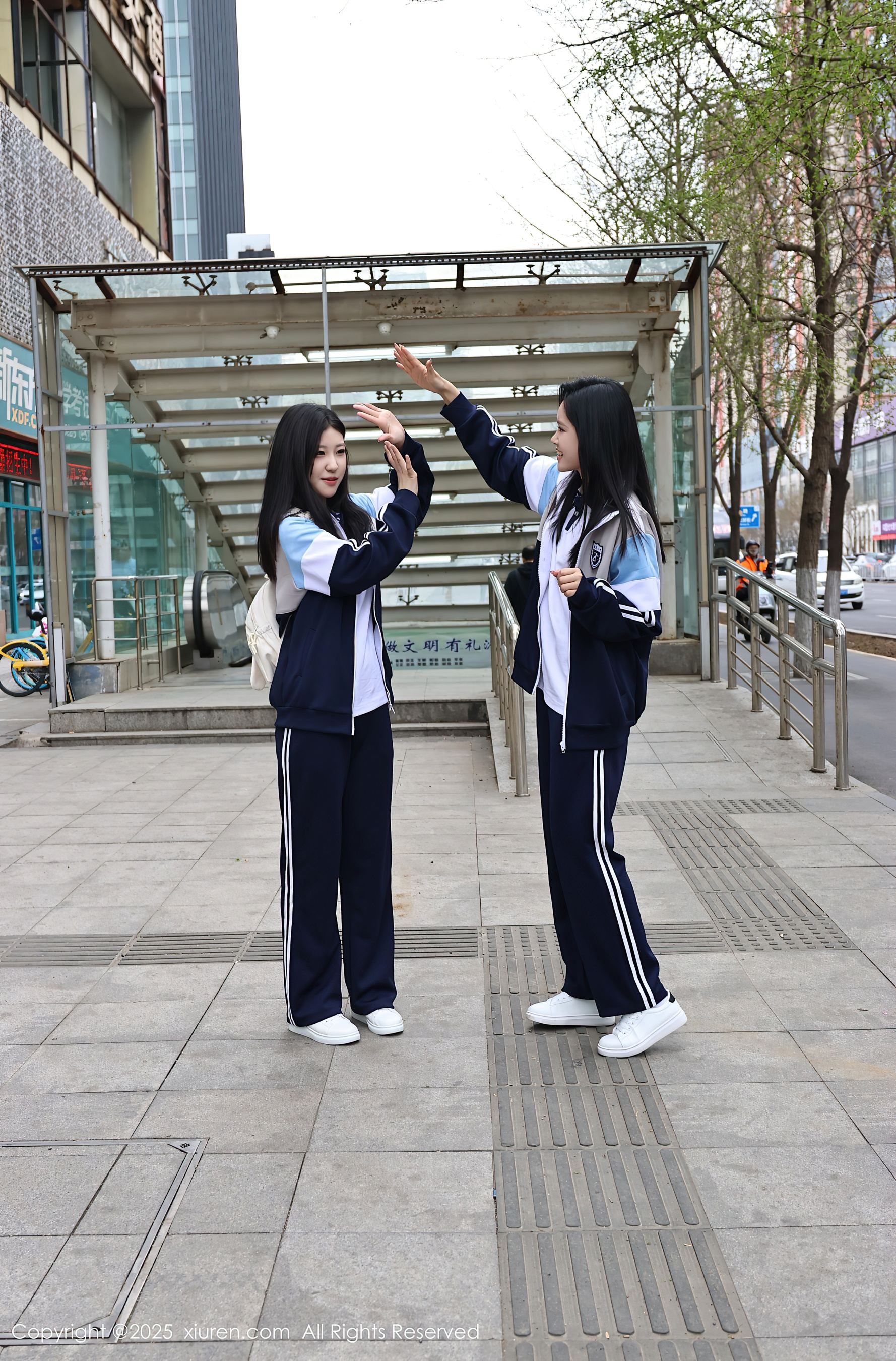 图片[5]-[XiuRen秀人网] No.10288 小芭乐 蓝色校服-看套图