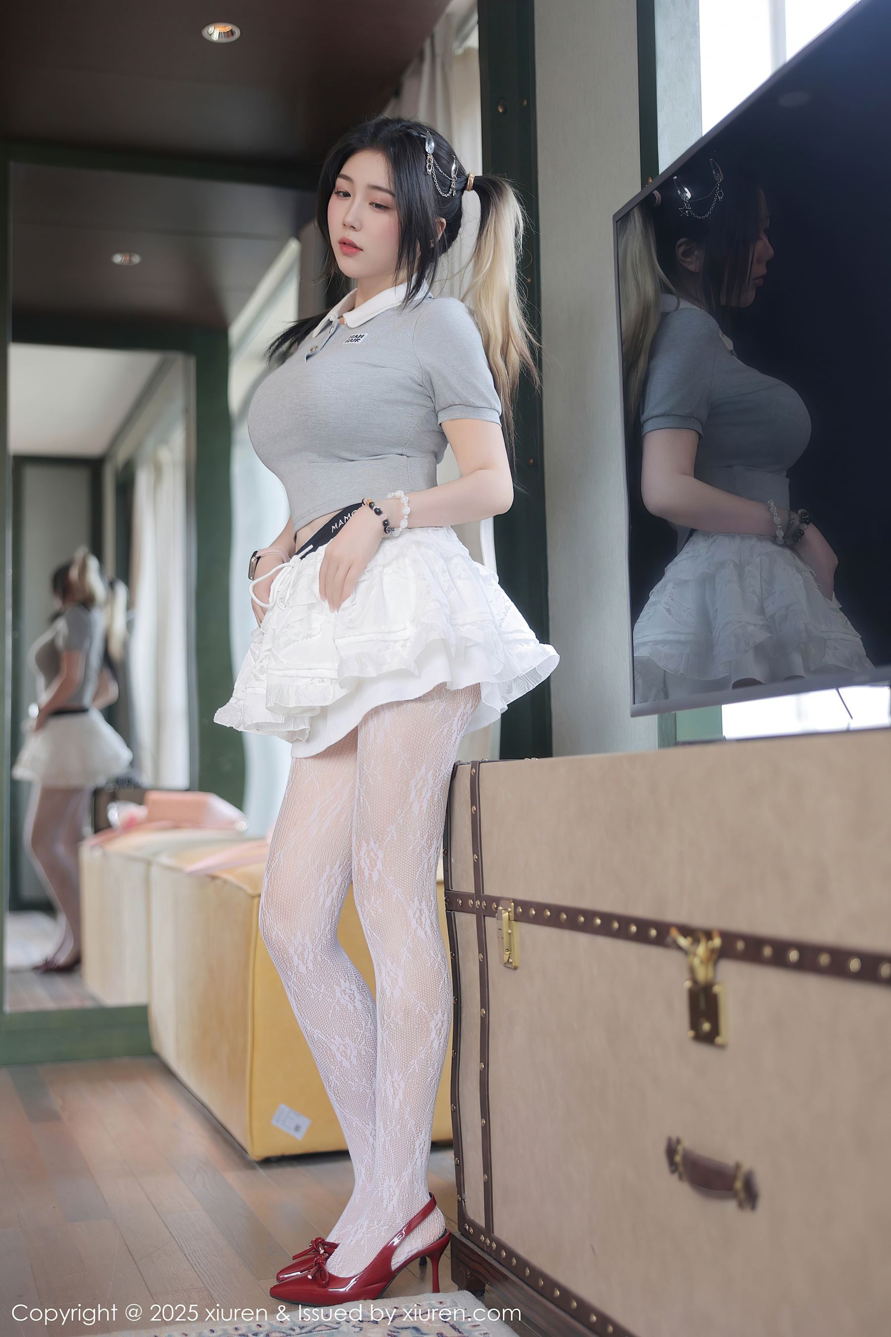 图片[4]-[XiuRen秀人网] No.10330 诺诺Hsu 白色蕾丝袜-看套图
