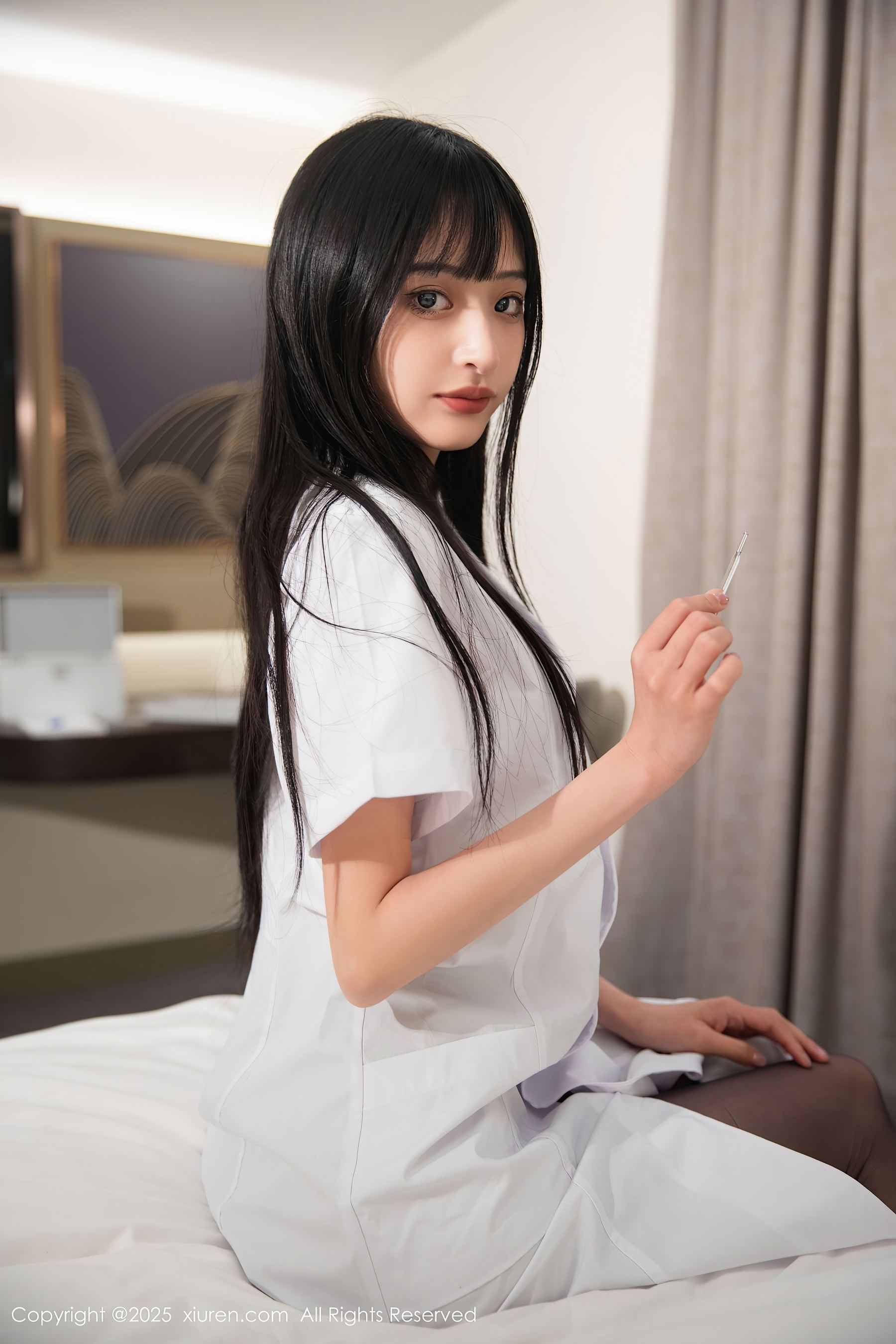 图片[4]-[XiuRen秀人网] No.10373 茂木希子 白色护士服-看套图