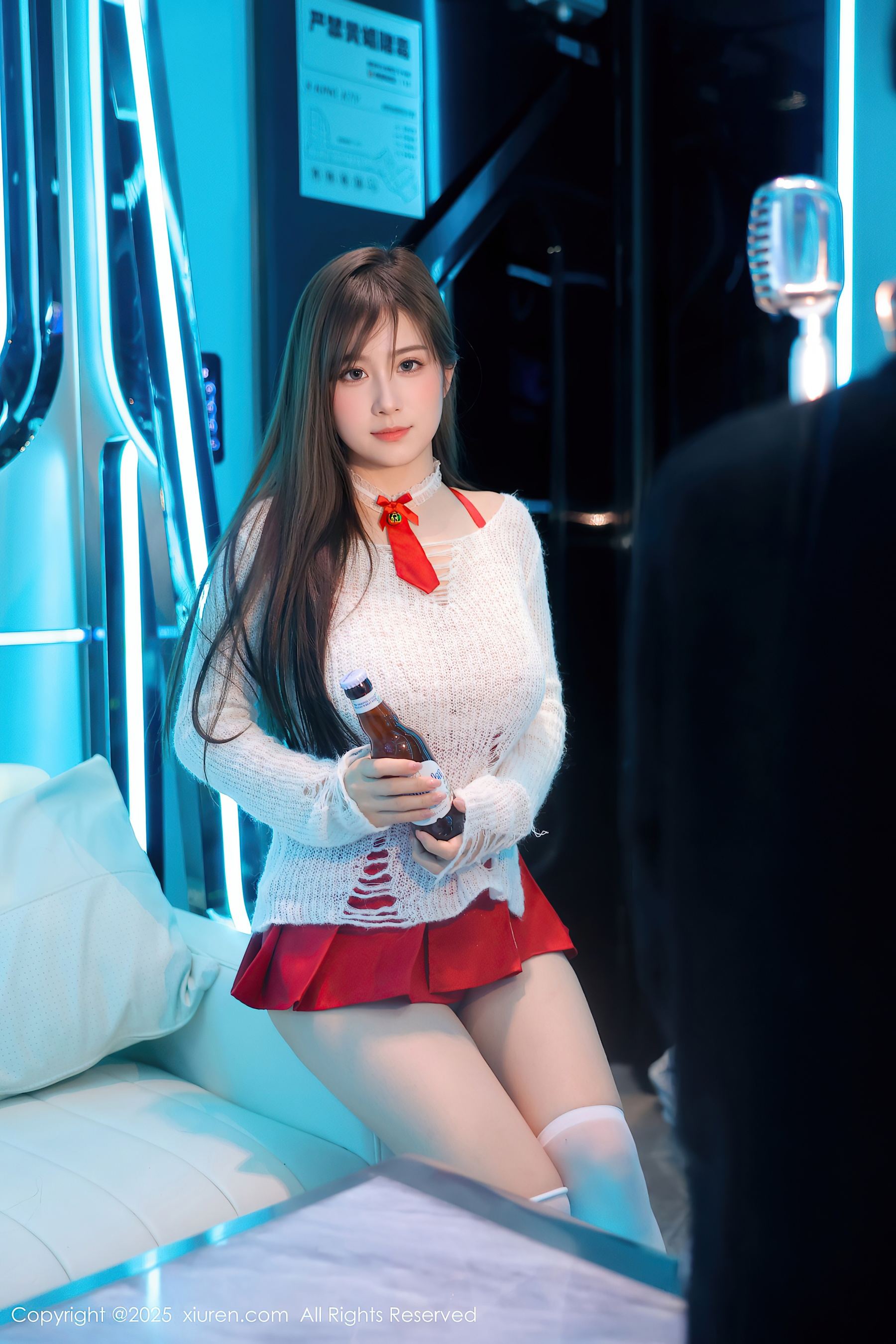 图片[4]-[XiuRen秀人网] No.10470 小肉肉咪 红色短裙-看套图
