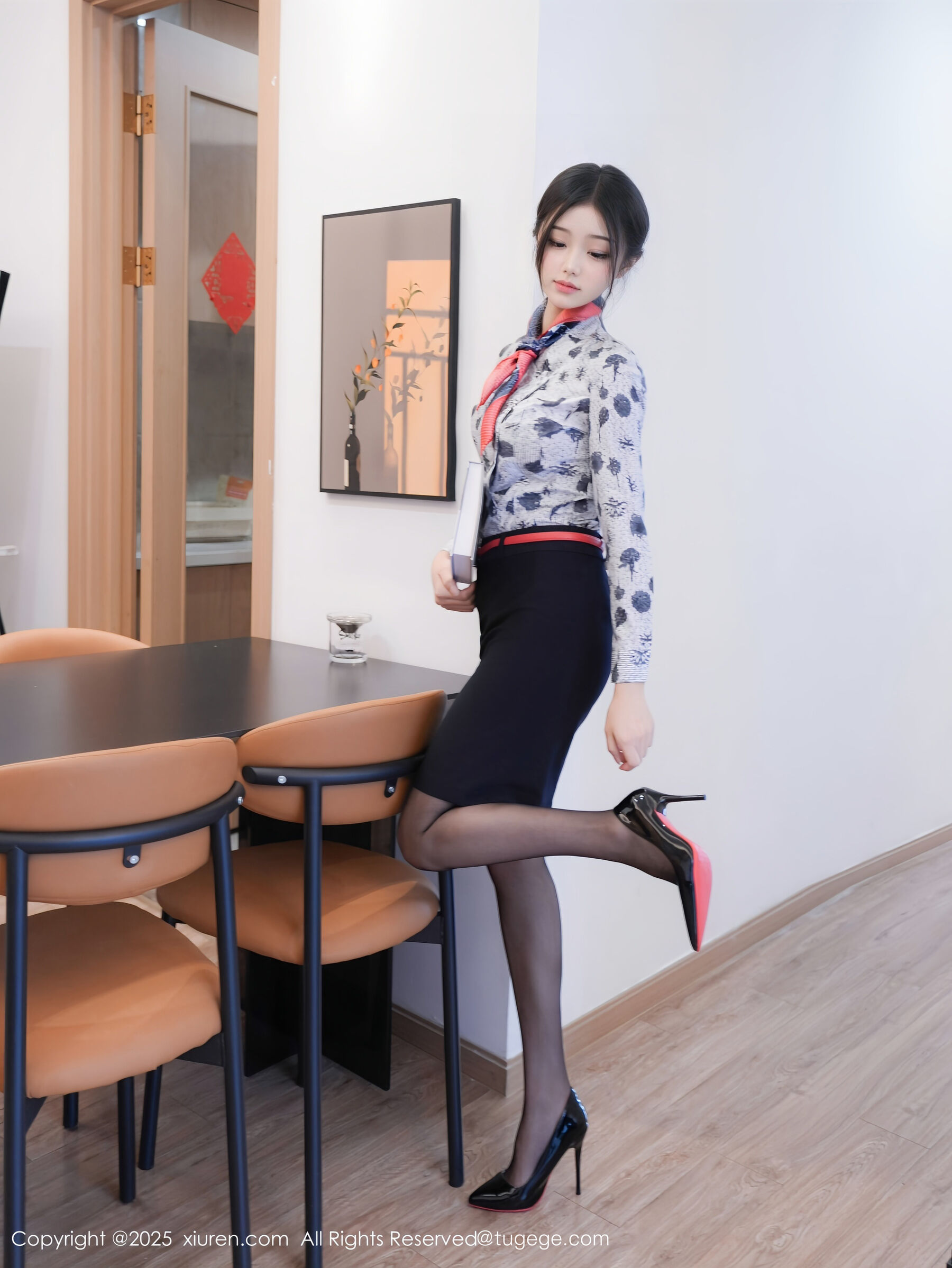 图片[3]-[XiuRen秀人网] 琉璃ww No.10579-看套图