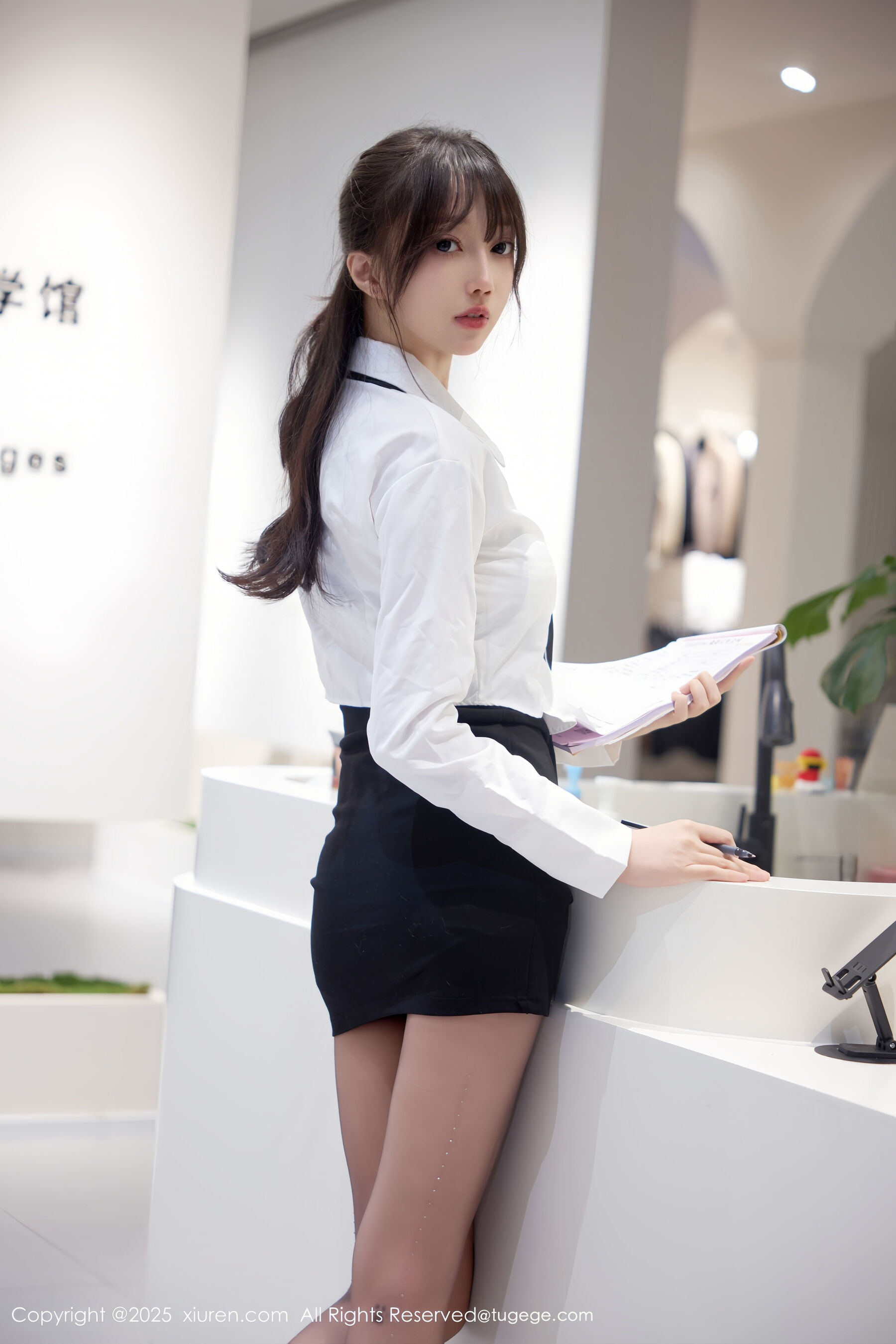 图片[5]Xiuren秀人写真高清美女套图写真下载-看套图[XiuRen秀人网] 玥儿玥er No.10636Xiuren秀人写真高清美女套图写真下载-看套图看套图