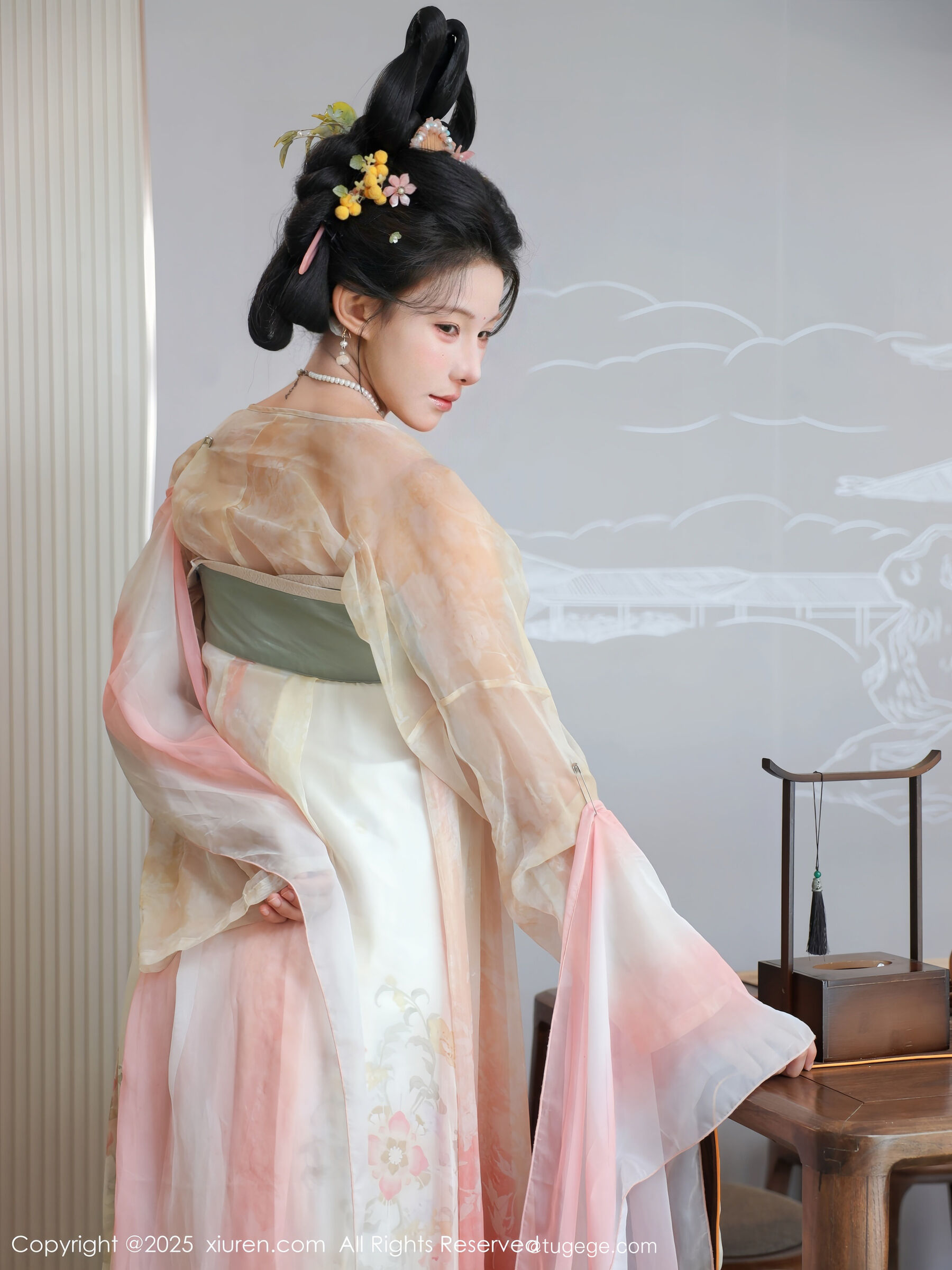 图片[4]Xiuren秀人写真高清美女套图写真下载-看套图[XiuRen秀人网] 梨霜儿 No.10645Xiuren秀人写真高清美女套图写真下载-看套图看套图