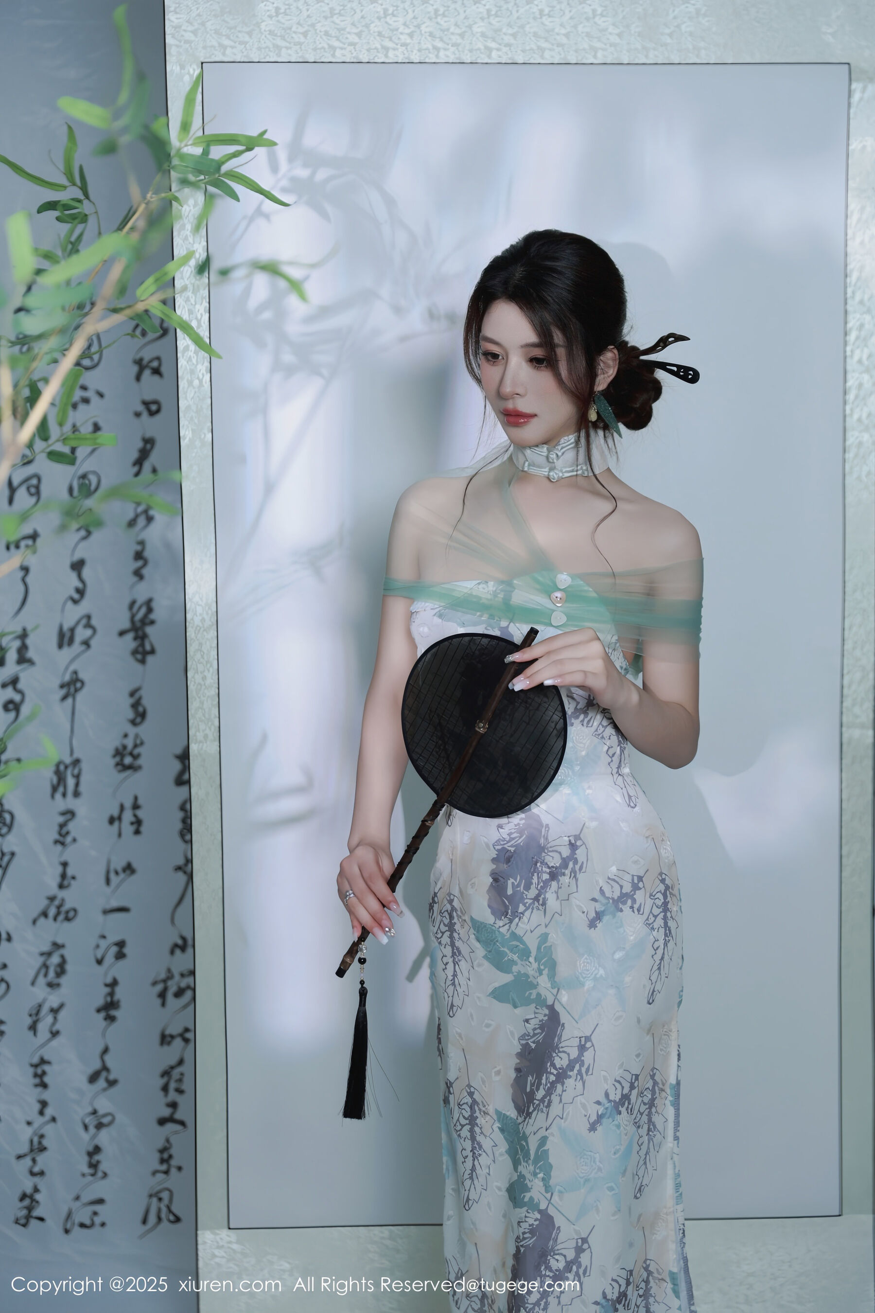 [XiuRen秀人网] 阿依莎 No.10694-看套图