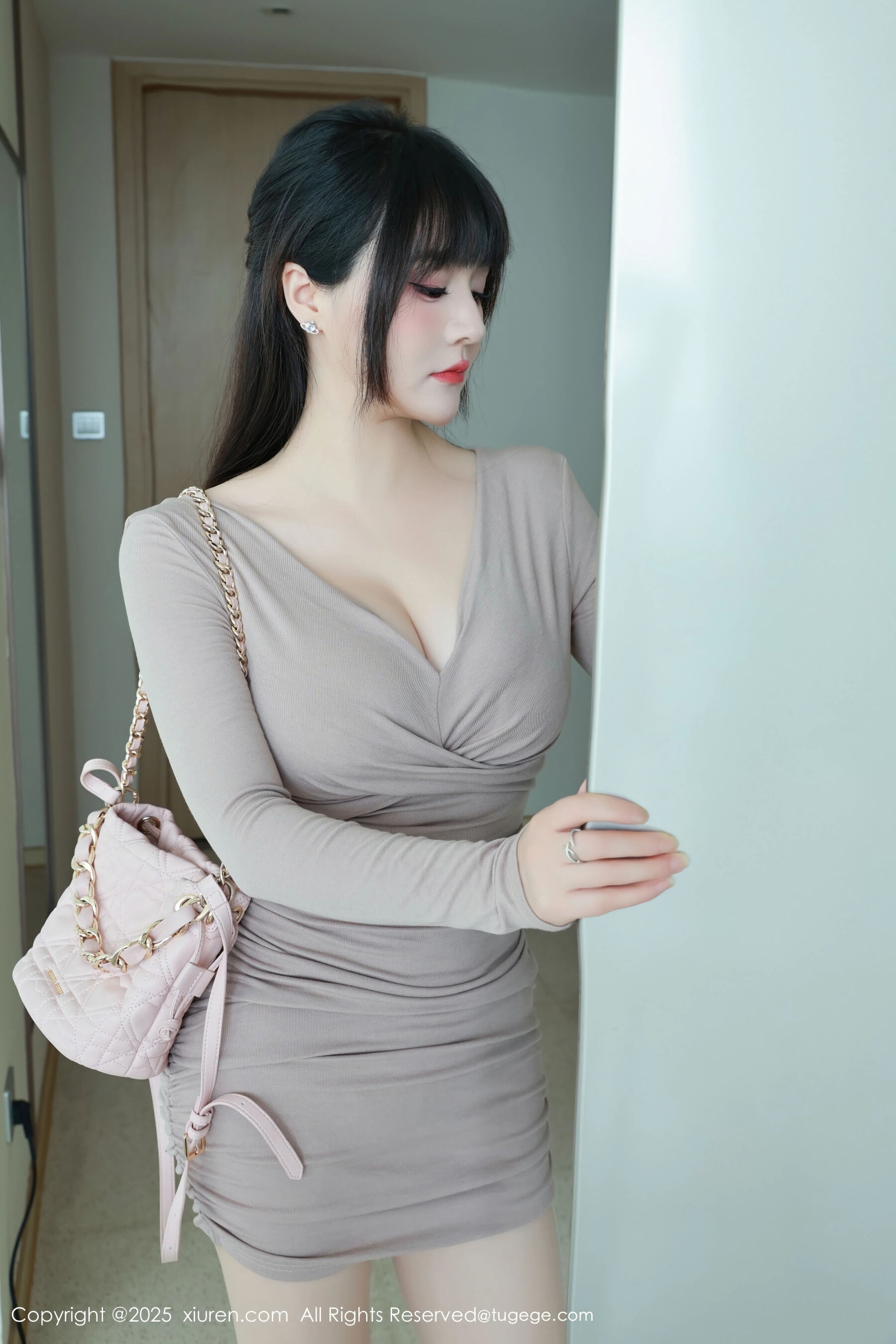 图片[3]-[XiuRen秀人网] 南汐RuRu No.10718-看套图