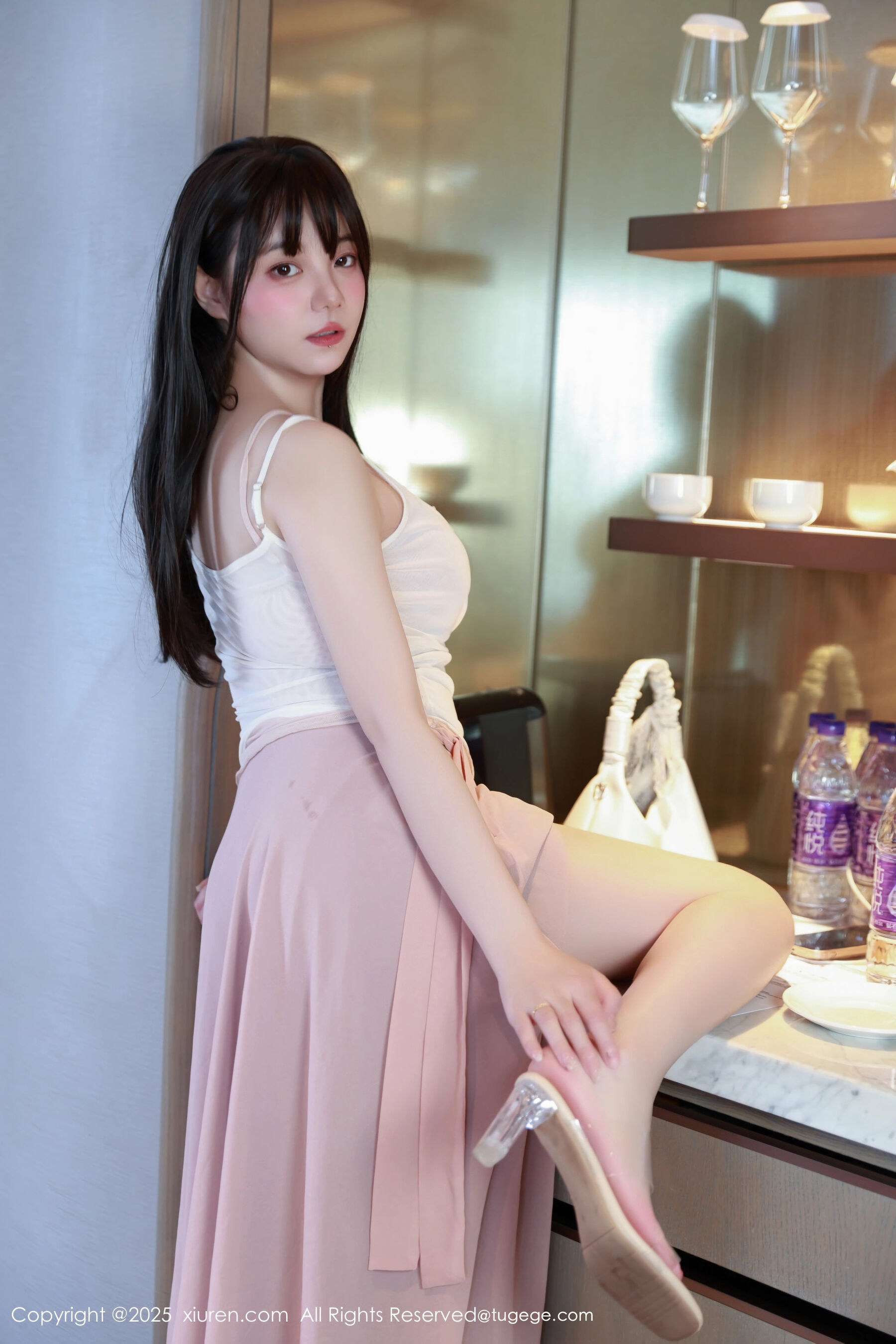 图片[4]-[XiuRen秀人网] 软情 No.10746-看套图