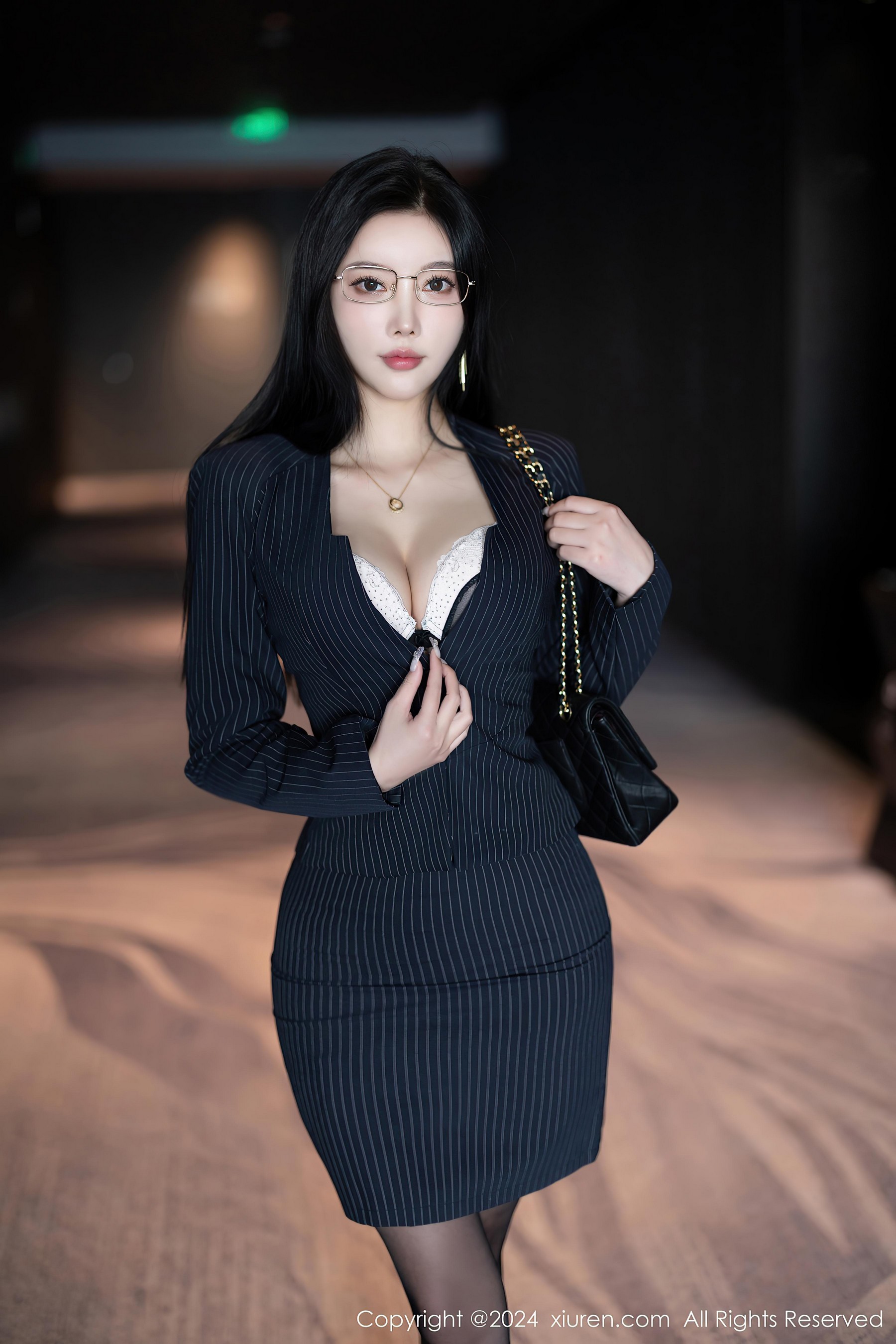 [XIAOYU语画界]2024.01.19 VOL.1188 杨晨晨Yome 黑色OL制服与蕾丝内衣加黑丝美腿性感私房写真集Xiuren秀人写真高清美女套图写真下载-看套图秀人网论坛Xiuren秀人写真高清美女套图写真下载-看套图免费套图Xiuren秀人写真高清美女套图写真下载-看套图看套图