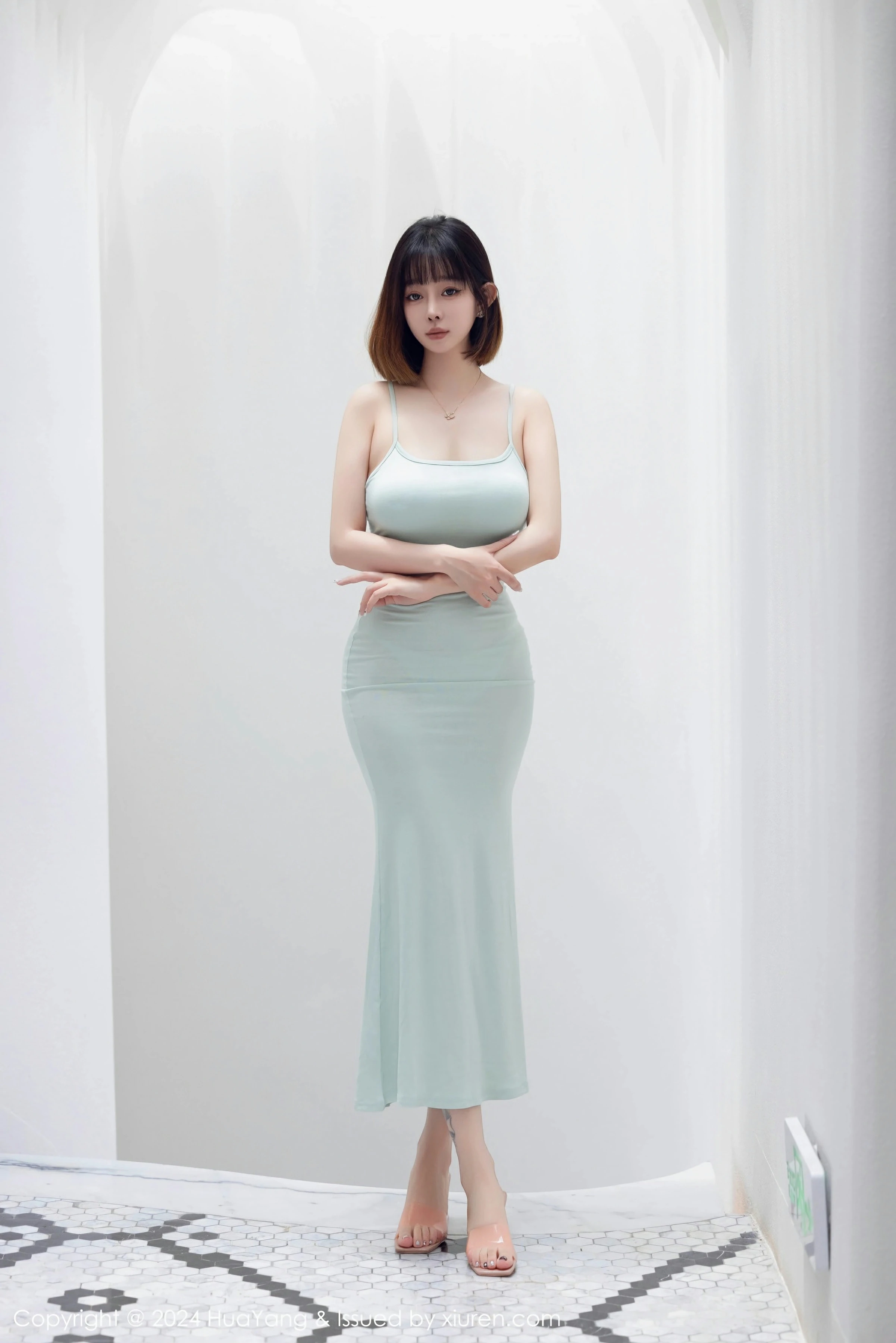 [HuaYang花漾写真] 2024.06.28 VOL.586 王雨纯Xiuren秀人写真高清美女套图写真下载-看套图最新发布论坛Xiuren秀人写真高清美女套图写真下载-看套图免费套图Xiuren秀人写真高清美女套图写真下载-看套图看套图