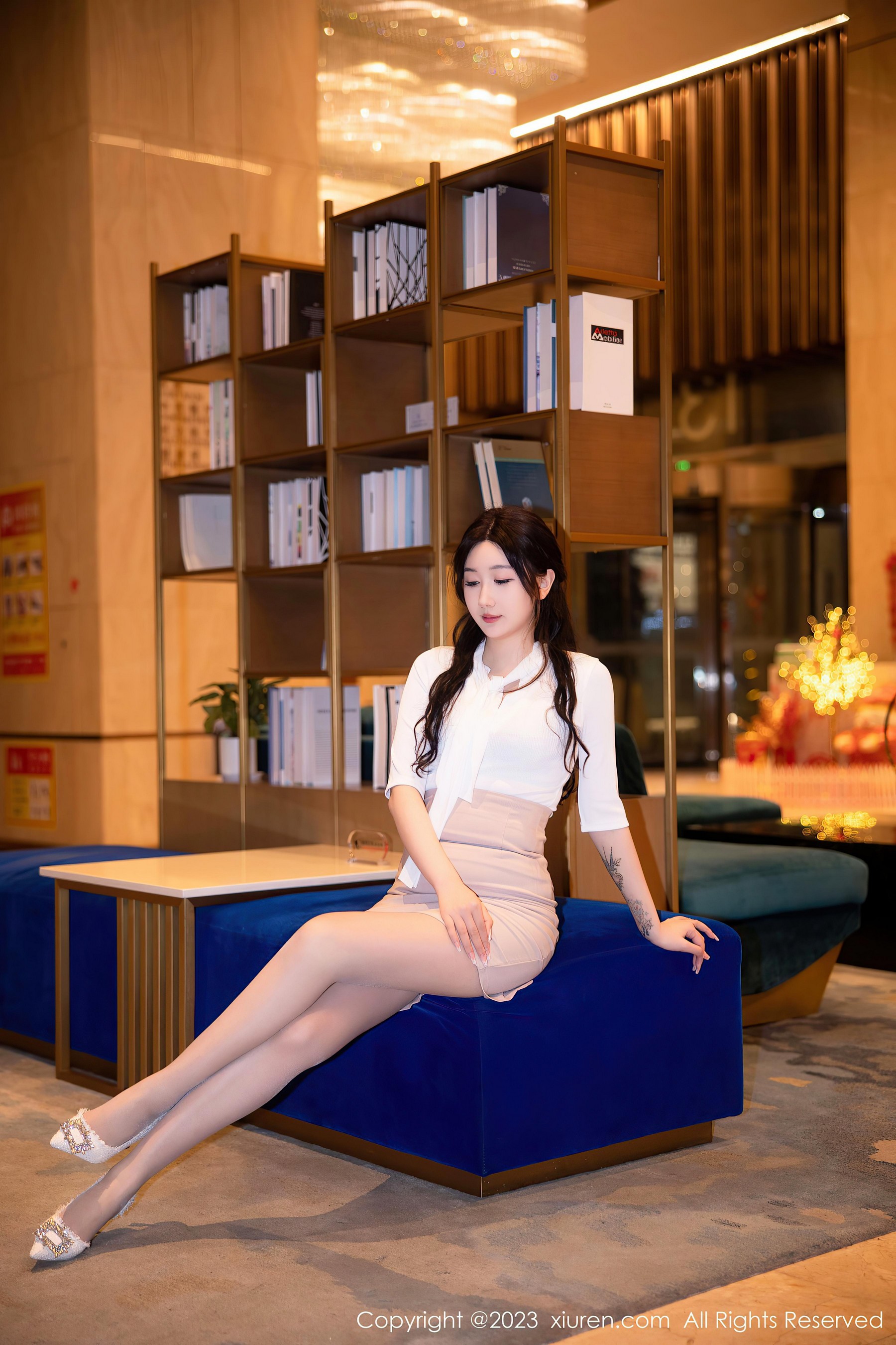 [XiuRen秀人网]2023.02.02 NO.6207 江真真 粉色短裙与灰色蕾丝内衣加肉丝美腿性感私房写真集Xiuren秀人写真高清美女套图写真下载-看套图秀人网论坛Xiuren秀人写真高清美女套图写真下载-看套图免费套图Xiuren秀人写真高清美女套图写真下载-看套图看套图