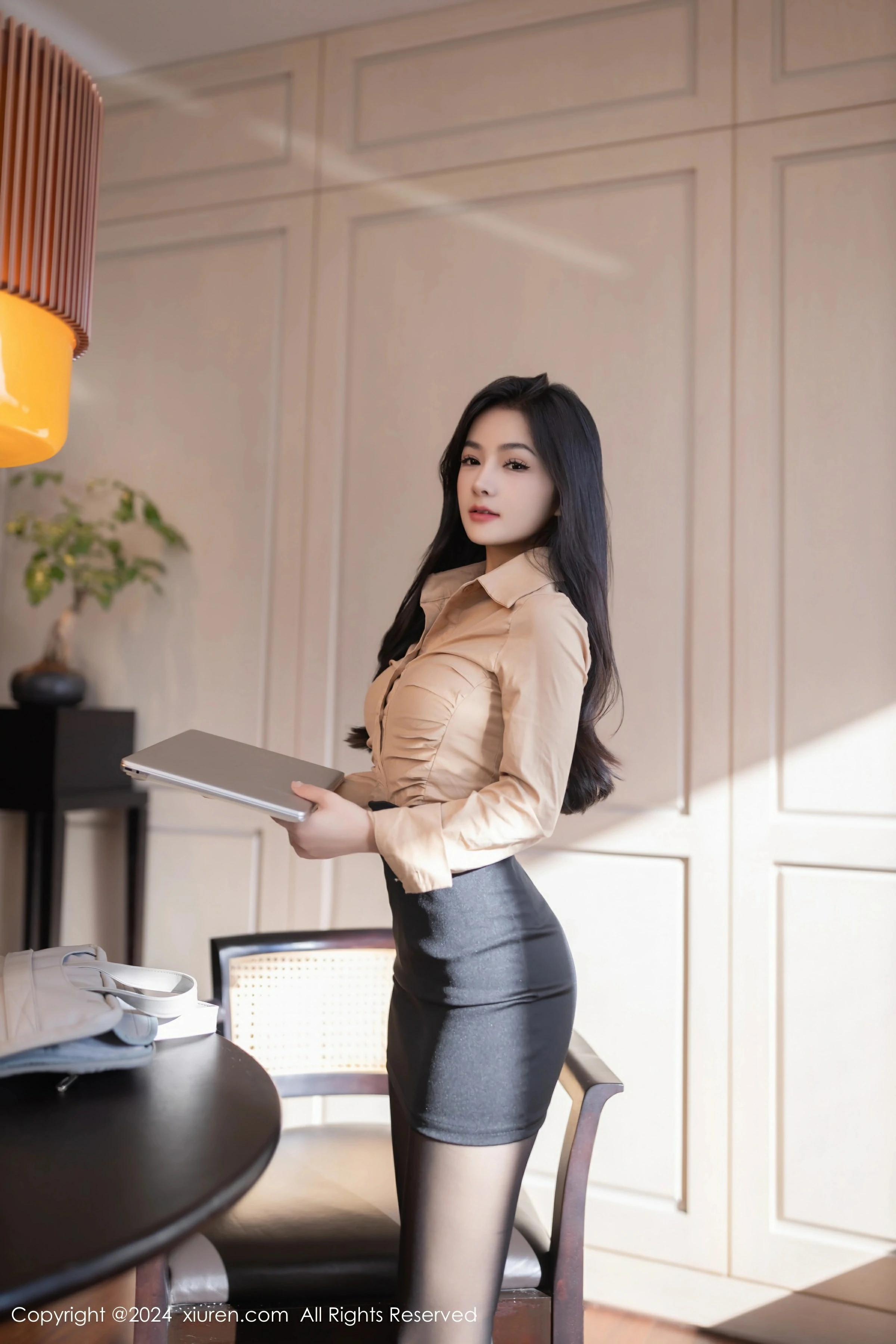 [XiuRen秀人网] 2024.07.10 No.8835 谭小灵Xiuren秀人写真高清美女套图写真下载-看套图最新发布论坛Xiuren秀人写真高清美女套图写真下载-看套图免费套图Xiuren秀人写真高清美女套图写真下载-看套图看套图