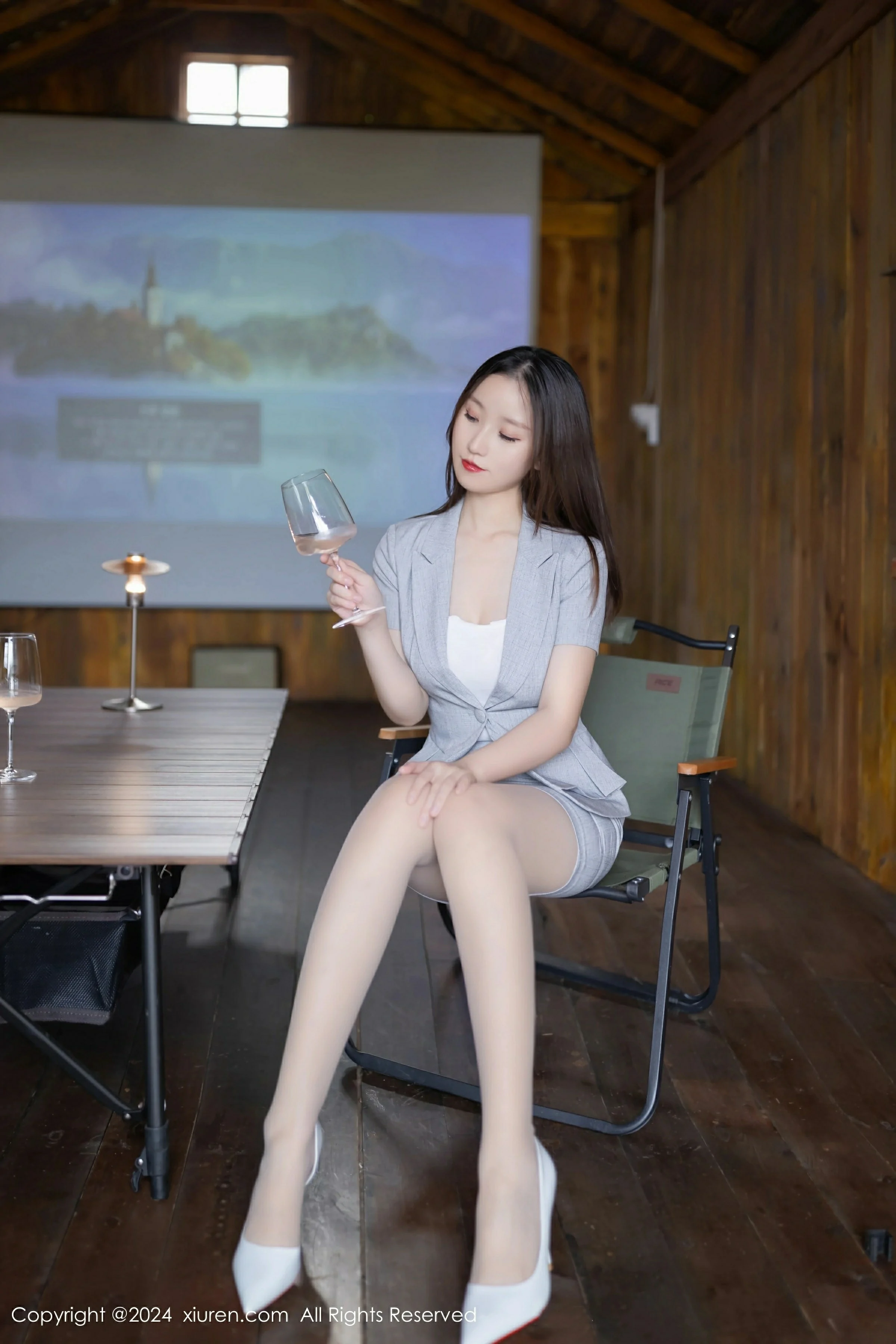 [XiuRen秀人网] 2024.11.20 No.9474 杏子YadaXiuren秀人写真高清美女套图写真下载-看套图最新发布论坛Xiuren秀人写真高清美女套图写真下载-看套图免费套图Xiuren秀人写真高清美女套图写真下载-看套图看套图