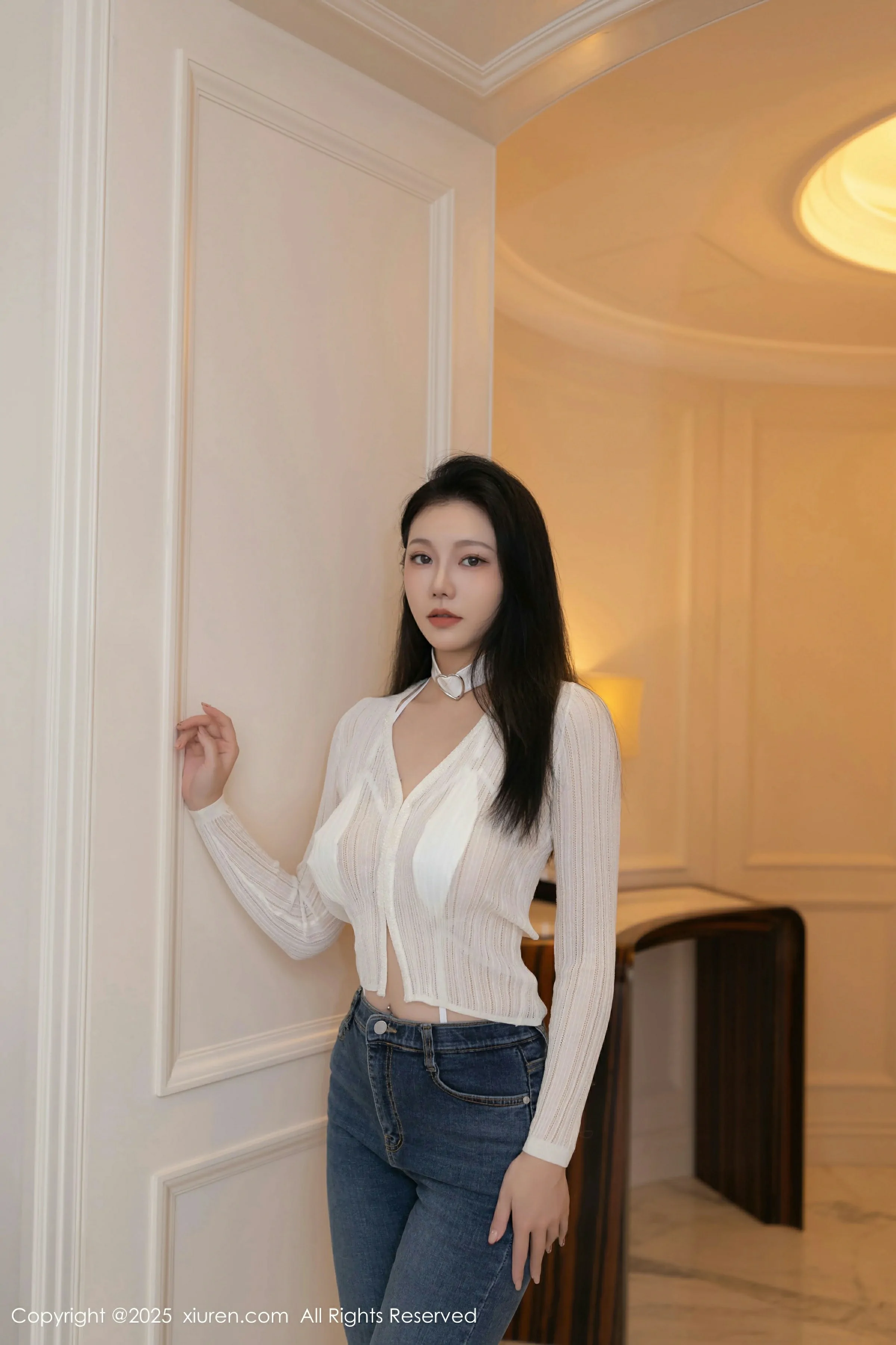 [XiuRen秀人网] 2025.02.18 No.9900 安然anranXiuren秀人写真高清美女套图写真下载-看套图最新发布论坛Xiuren秀人写真高清美女套图写真下载-看套图免费套图Xiuren秀人写真高清美女套图写真下载-看套图看套图