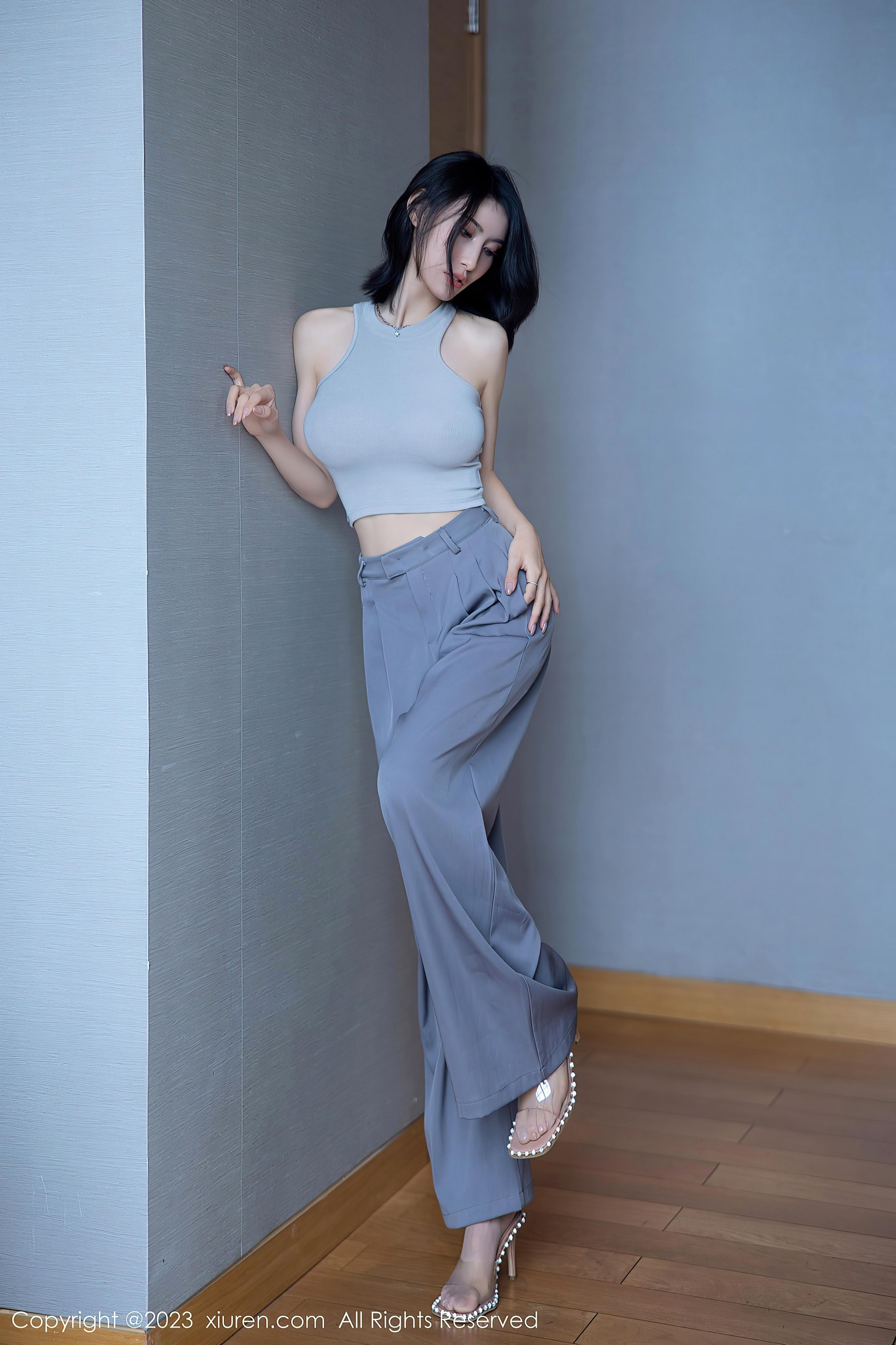 [XiuRen秀人网]2023.04.11 NO.6552 lingyu69 白色紧身背心与灰色宽松长裤加肉丝美腿性感私房写真集Xiuren秀人写真高清美女套图写真下载-看套图秀人网论坛Xiuren秀人写真高清美女套图写真下载-看套图免费套图Xiuren秀人写真高清美女套图写真下载-看套图看套图