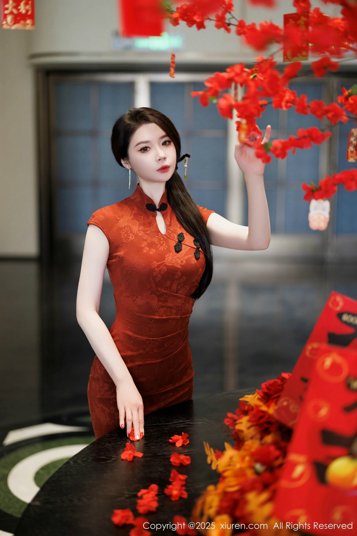 [XiuRen秀人网]No.9812_模特梦心玥性感红色旗袍服饰露红色内衣秀高挑曼妙身姿诱惑写真91PXiuren秀人写真高清美女套图写真下载-看套图推荐论坛Xiuren秀人写真高清美女套图写真下载-看套图免费套图Xiuren秀人写真高清美女套图写真下载-看套图看套图