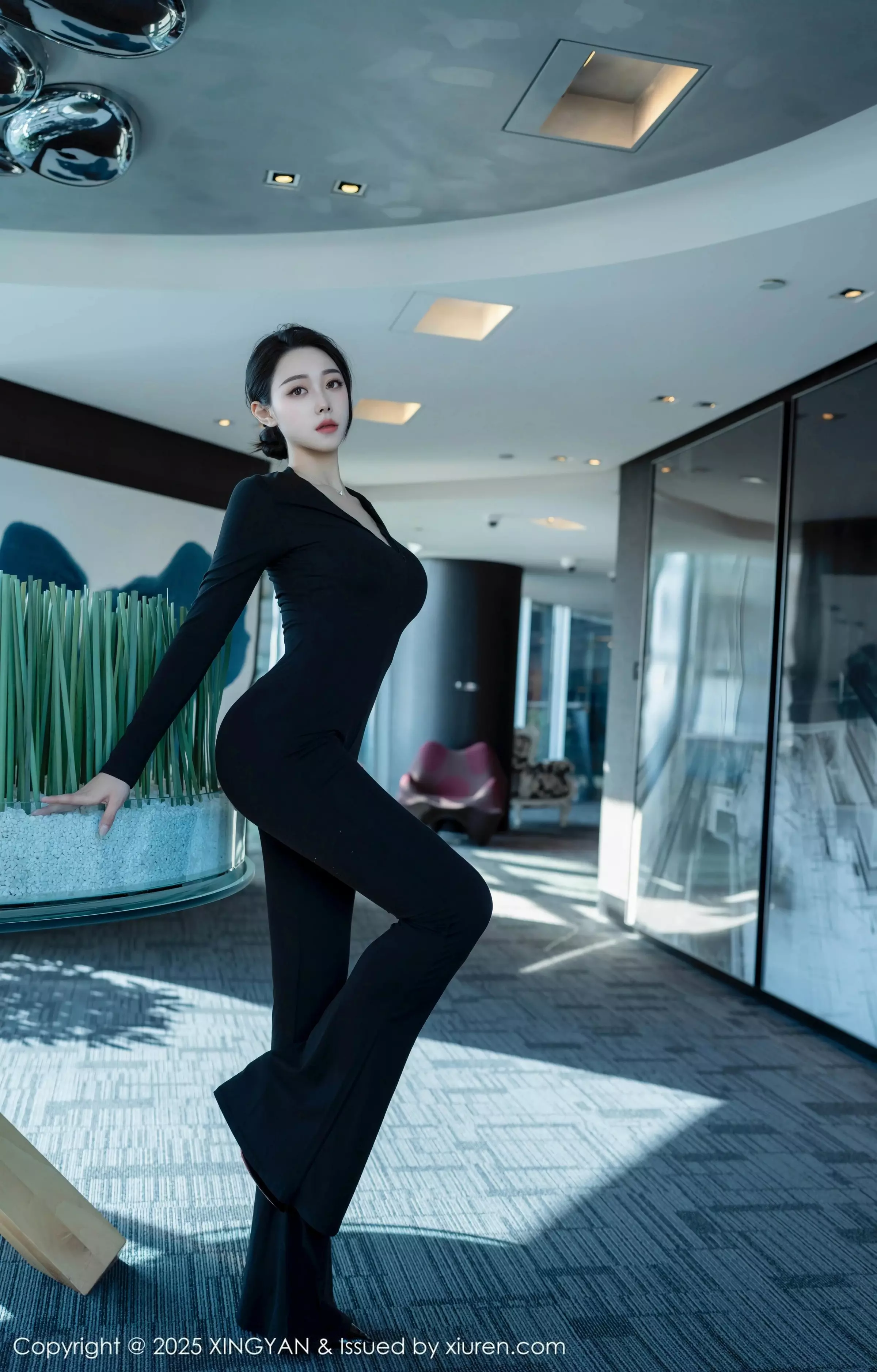 [XINGYAN星颜社]VOL.322_模特清妙性感OL职业装露轻透黑色内衣秀完美身材诱惑写真81PXiuren秀人写真高清美女套图写真下载-看套图推荐论坛Xiuren秀人写真高清美女套图写真下载-看套图免费套图Xiuren秀人写真高清美女套图写真下载-看套图看套图