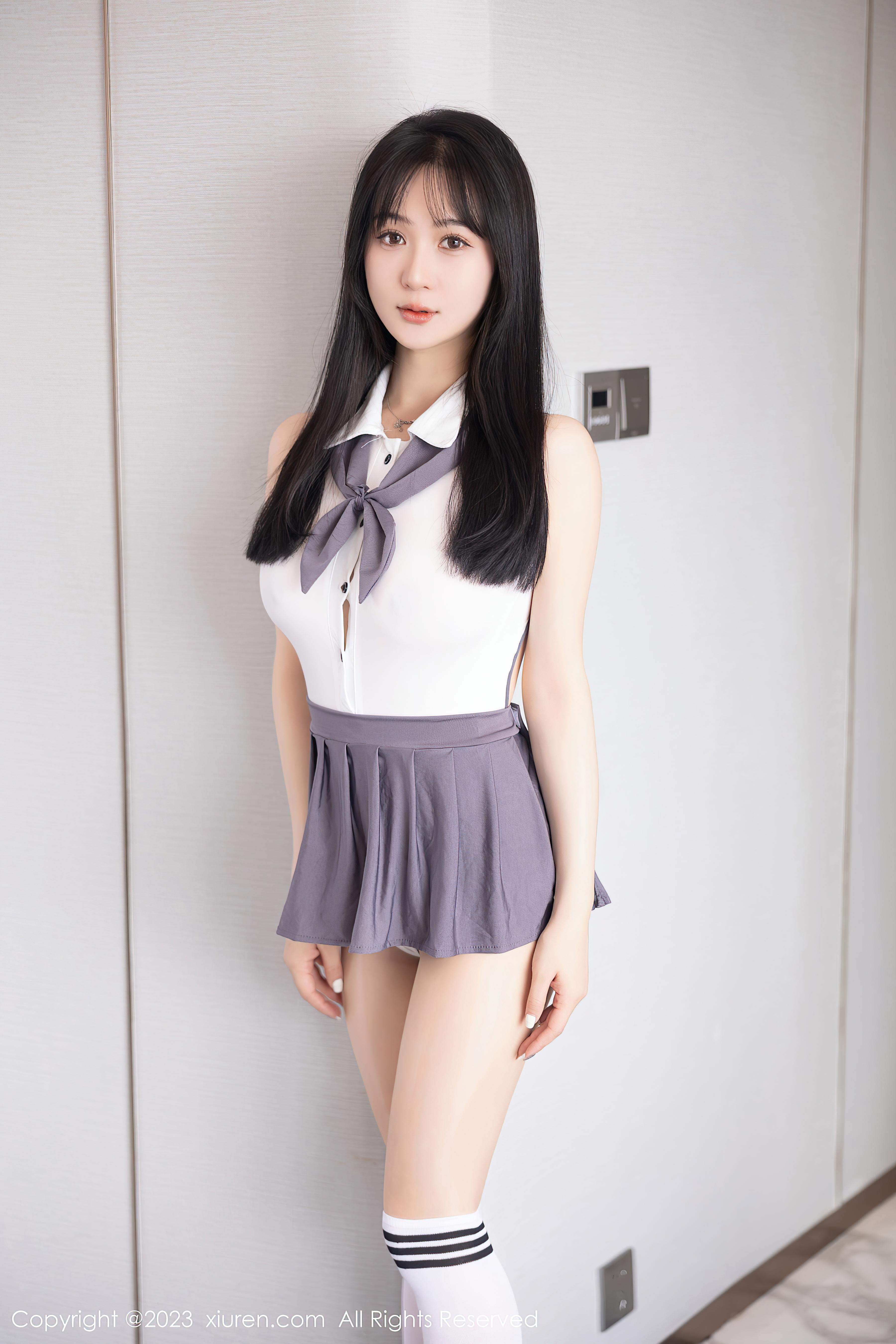 [XiuRen秀人网]2023.05.29 NO.6818 柚琪Rich 紧身透视JK制服加白色丝袜美腿性感私房写真集Xiuren秀人写真高清美女套图写真下载-看套图看套图