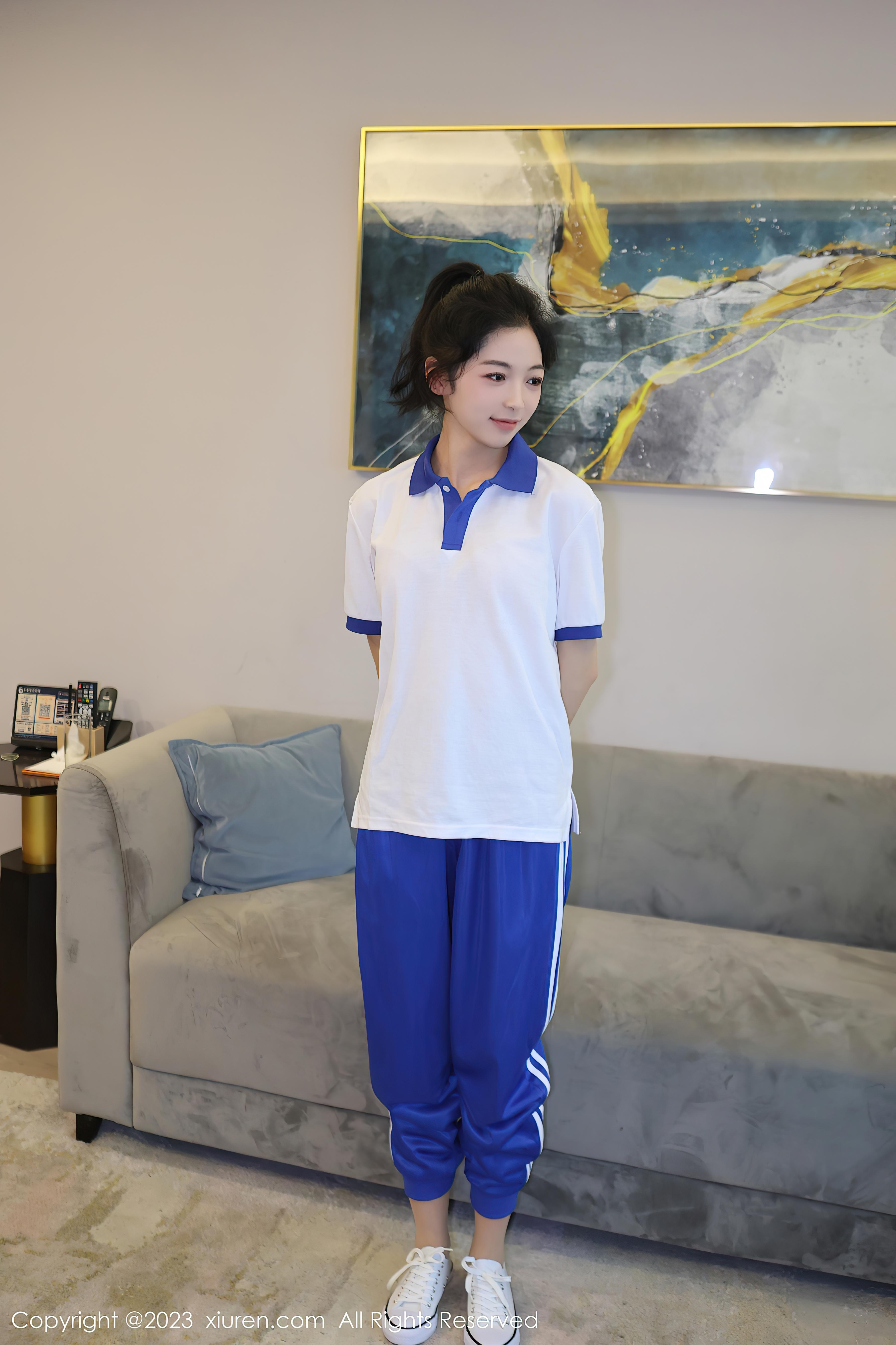 [XiuRen秀人网]2023.06.05 NO.6855 茜茜Kimi 蓝白校服与粉色蕾丝内衣加肉丝美腿性感私房写真集Xiuren秀人写真高清美女套图写真下载-看套图看套图