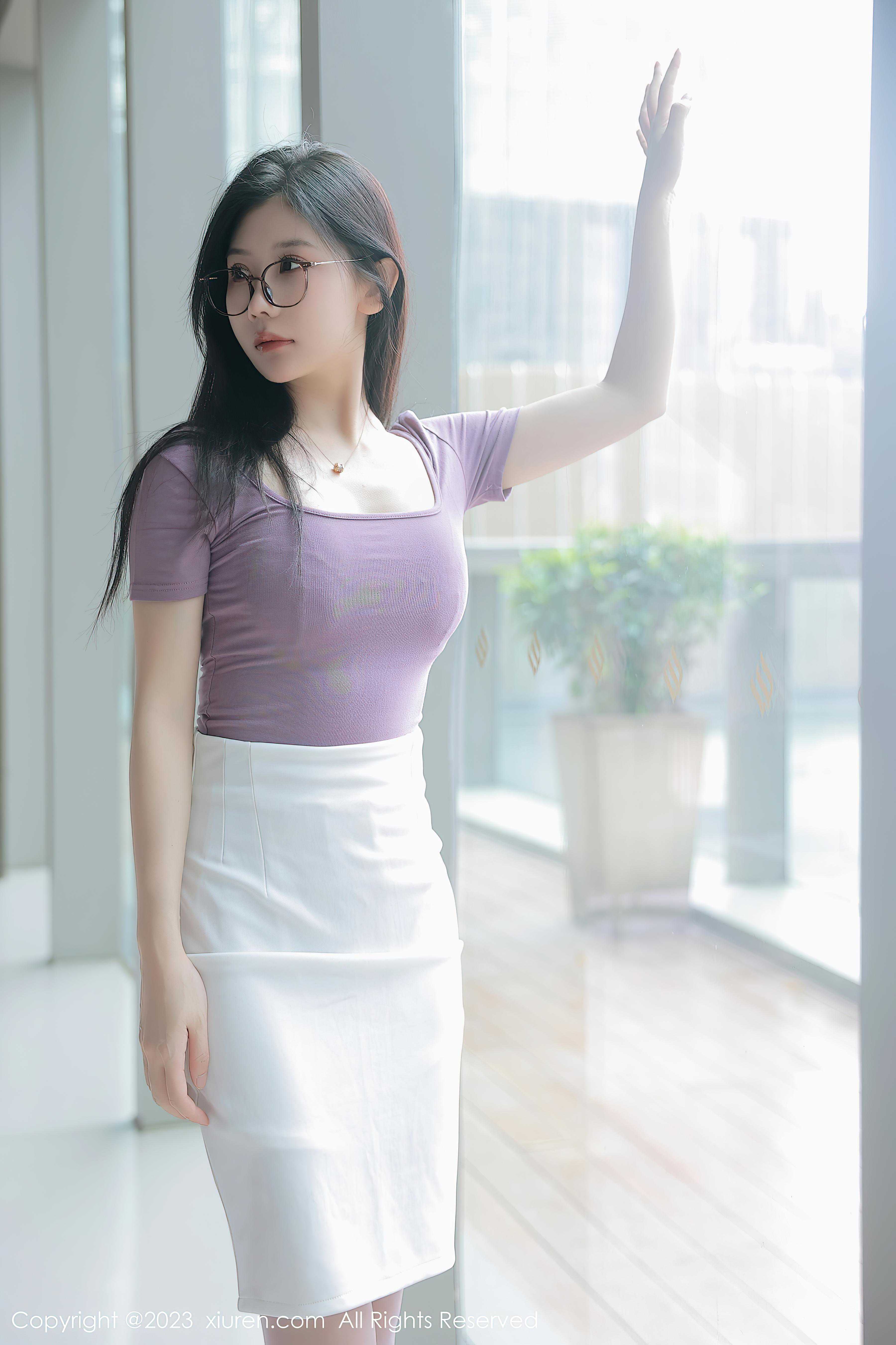 [XiuRen秀人网]2023.06.06 NO.6865 尹甜甜 粉色紧身OL制服与蕾丝内衣加丝袜美腿性感私房写真集Xiuren秀人写真高清美女套图写真下载-看套图秀人网论坛Xiuren秀人写真高清美女套图写真下载-看套图免费套图Xiuren秀人写真高清美女套图写真下载-看套图看套图