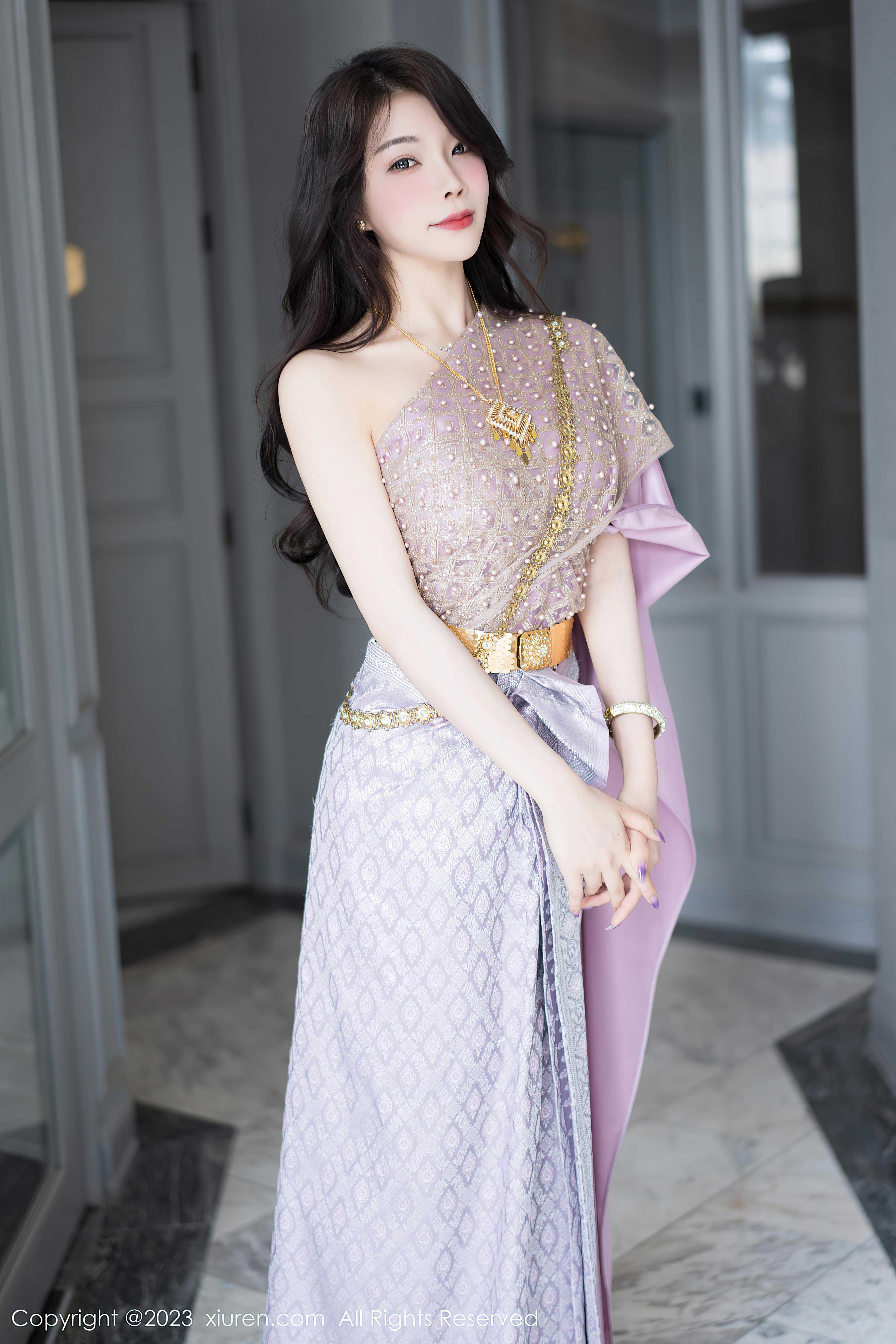 [XiuRen秀人网]2023.07.31 NO.7164 徐莉芝Booty 粉色西域民族服饰裙加情趣内衣性感私房写真集Xiuren秀人写真高清美女套图写真下载-看套图看套图