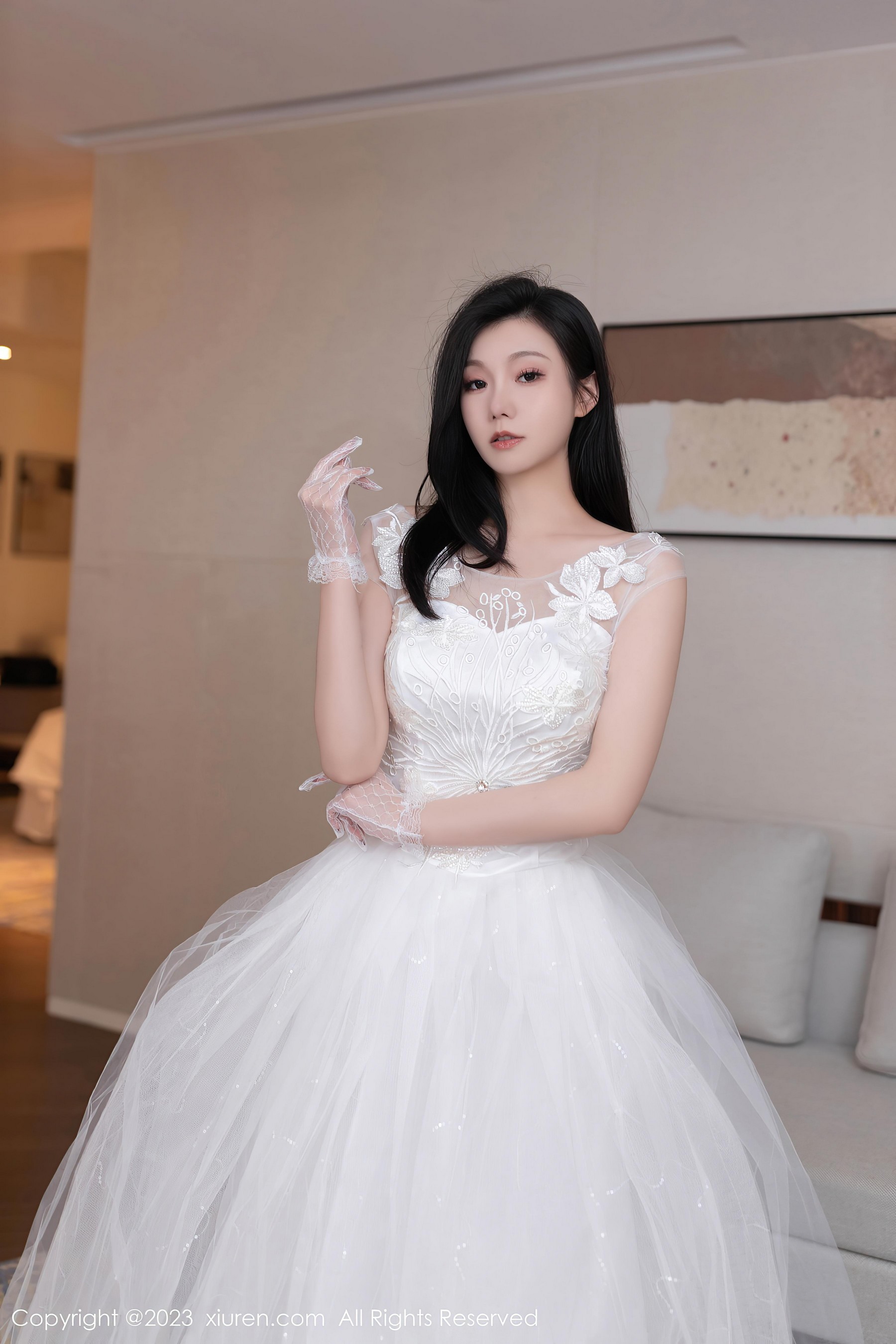 [XiuRen秀人网]2023.08.08 NO.7201 安然anran 白色透视连身礼服裙性感私房写真集Xiuren秀人写真高清美女套图写真下载-看套图看套图