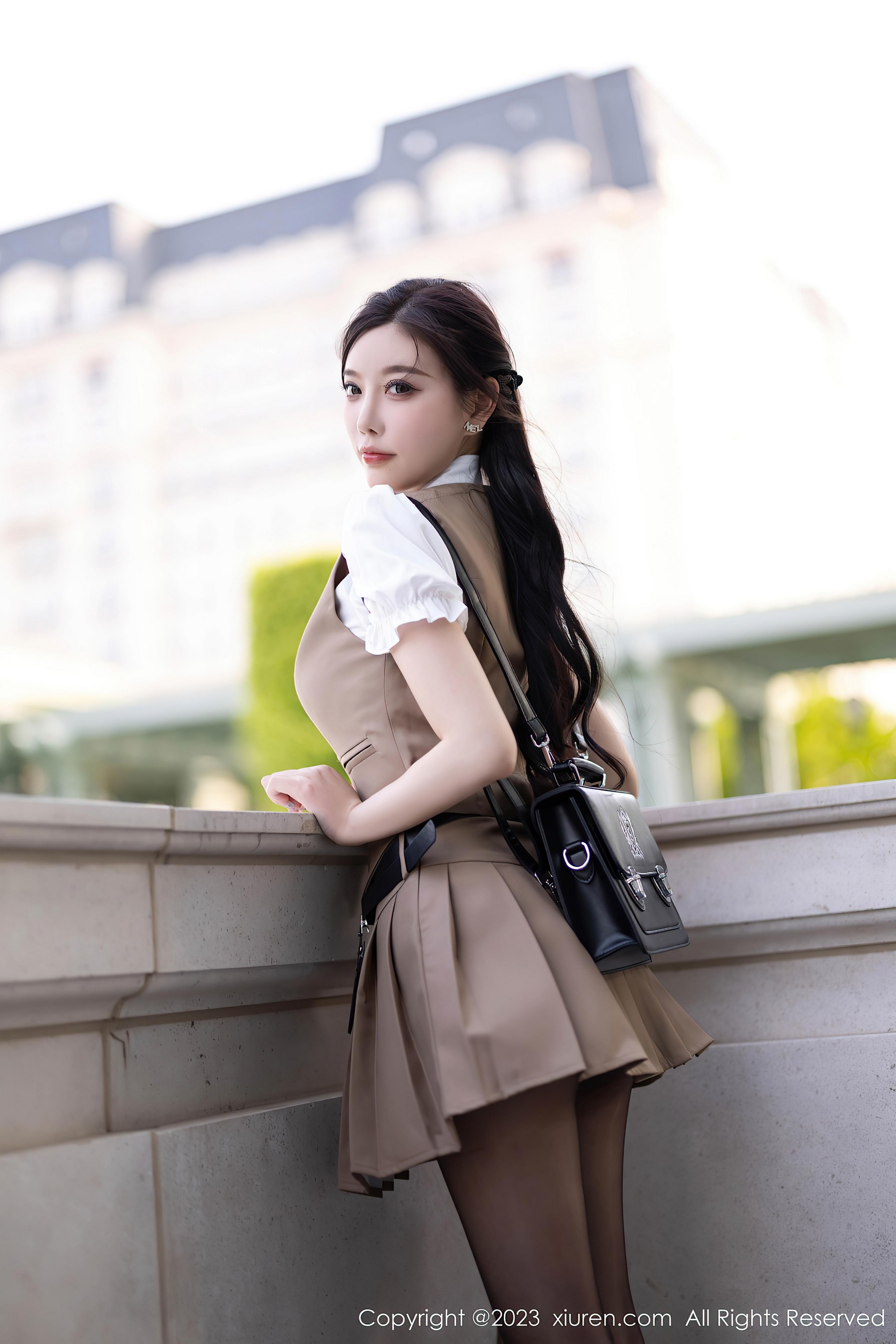 [XiuRen秀人网]2023.08.08 NO.7202 杨晨晨Yome 橙色JK制服与粉色内衣加黑丝美腿性感私房写真集Xiuren秀人写真高清美女套图写真下载-看套图看套图