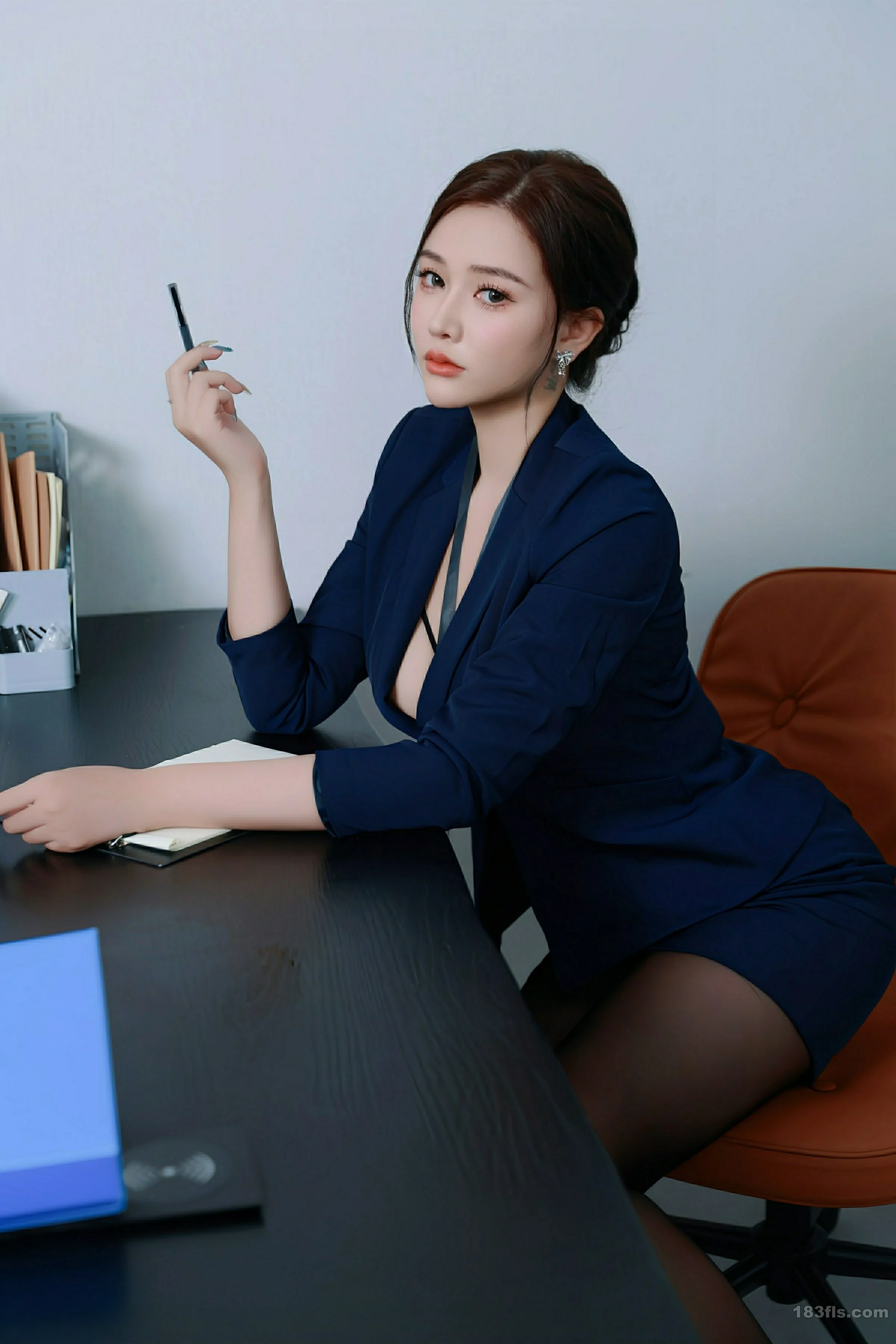 [XIUREN秀人网] 2025.09.10 No.10751 娜比Xiuren秀人写真高清美女套图写真下载-看套图最新发布论坛Xiuren秀人写真高清美女套图写真下载-看套图免费套图Xiuren秀人写真高清美女套图写真下载-看套图看套图