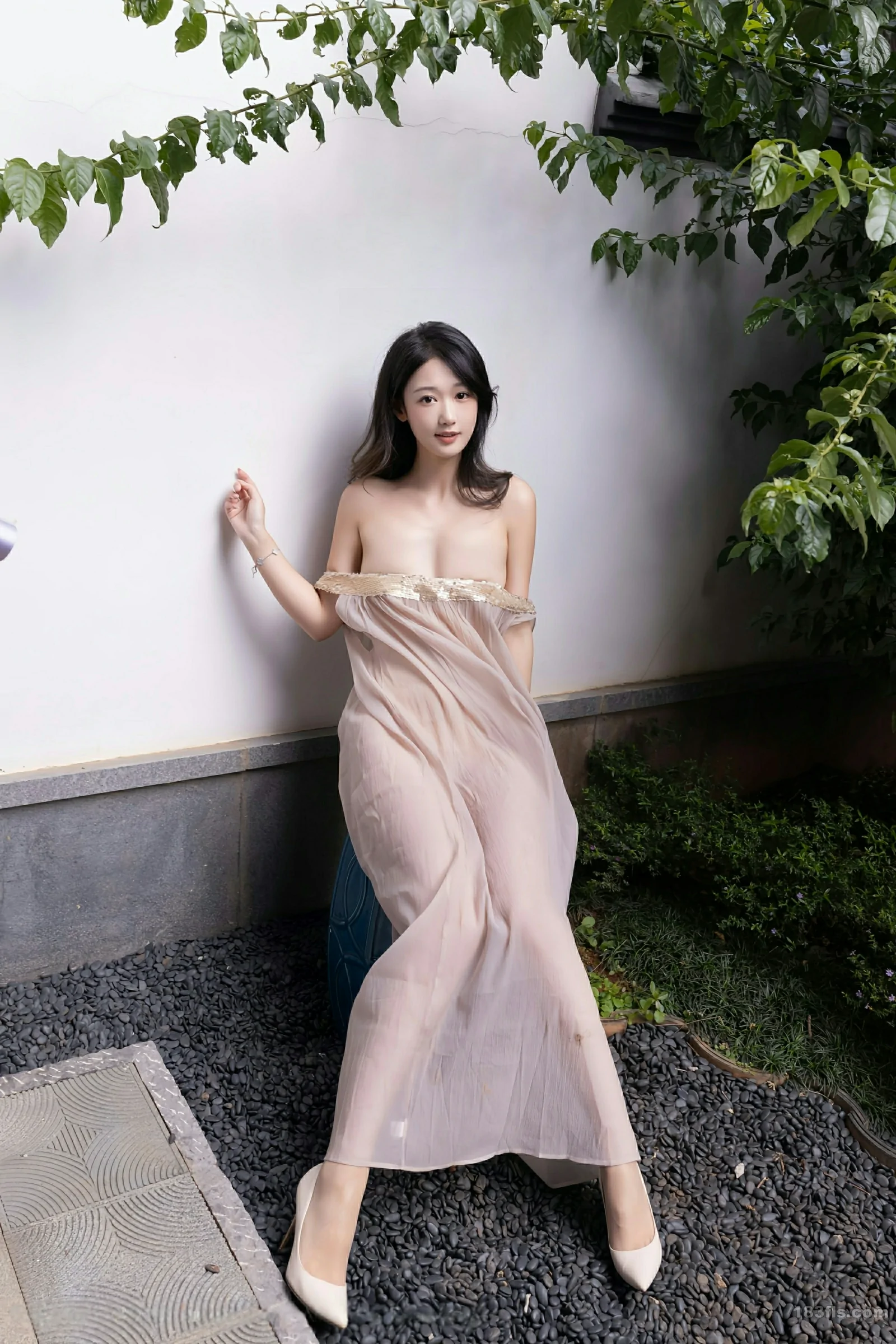 [XIUREN秀人网] 2025.08.04 No.10619 唐安琪Xiuren秀人写真高清美女套图写真下载-看套图最新发布论坛Xiuren秀人写真高清美女套图写真下载-看套图免费套图Xiuren秀人写真高清美女套图写真下载-看套图看套图