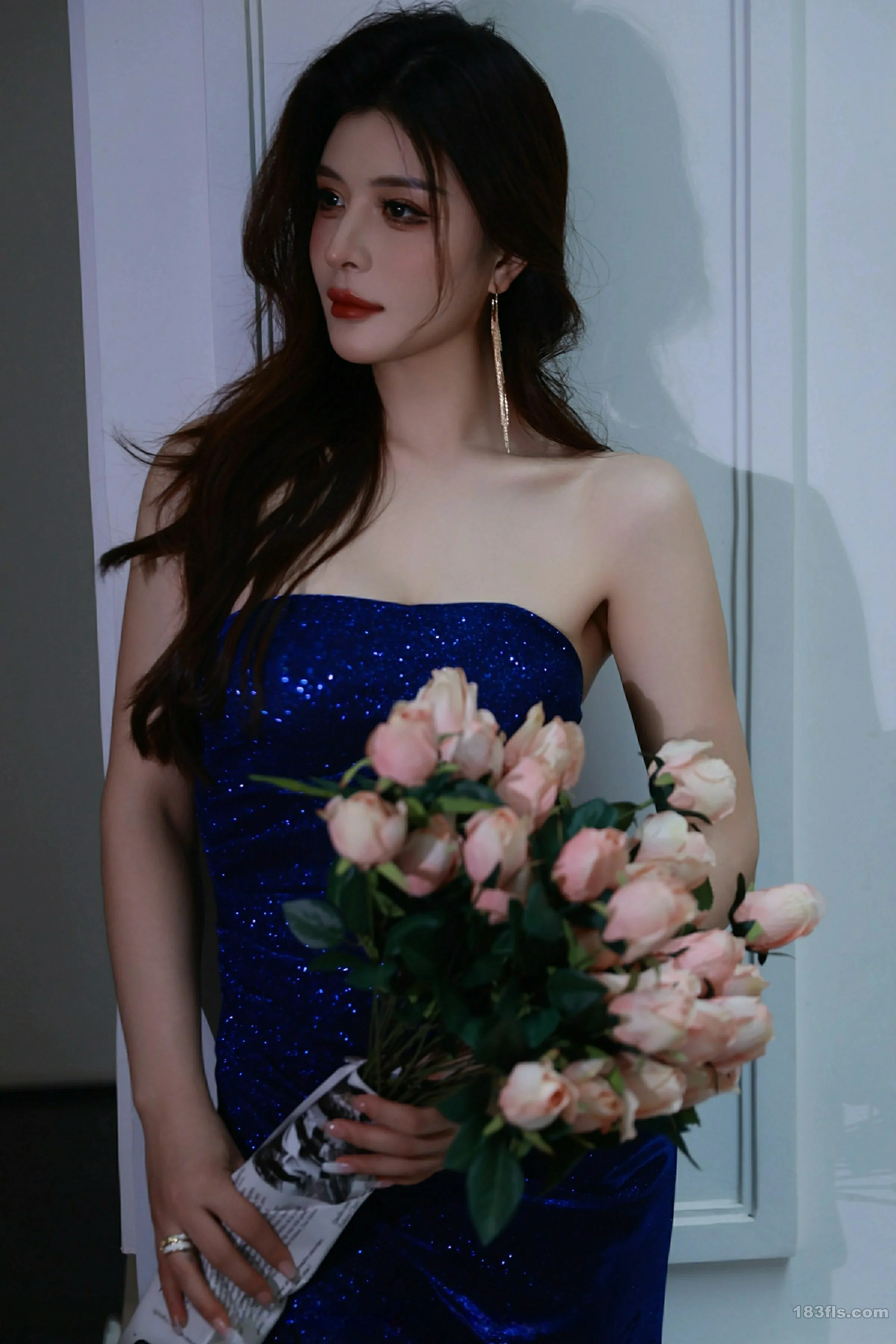 [XIUREN秀人网] 2025.09.08 No.10740 阿依莎Xiuren秀人写真高清美女套图写真下载-看套图最新发布论坛Xiuren秀人写真高清美女套图写真下载-看套图免费套图Xiuren秀人写真高清美女套图写真下载-看套图看套图