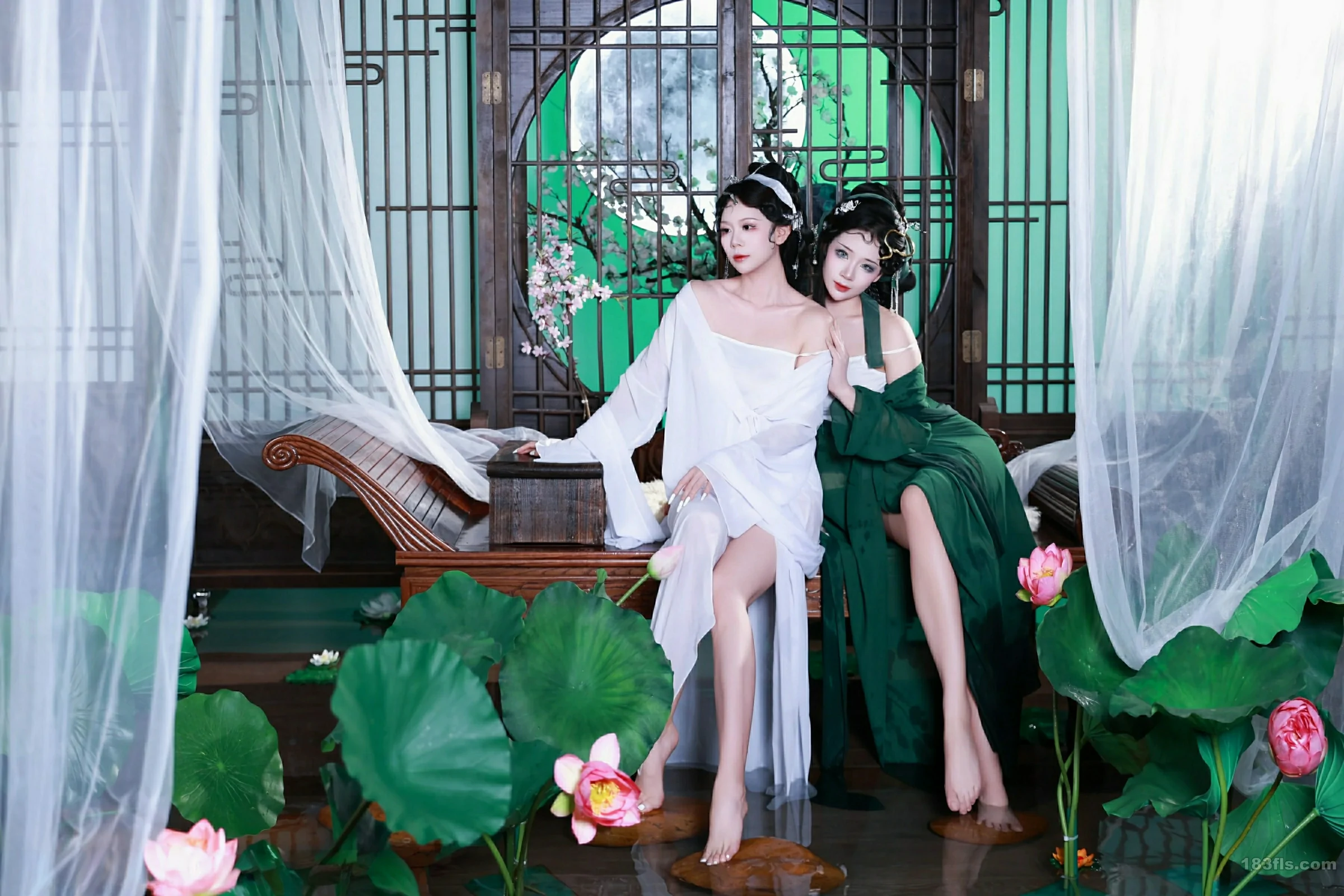 [XIUREN秀人网] 2025.07.18 No.10561 模特合集Xiuren秀人写真高清美女套图写真下载-看套图最新发布论坛Xiuren秀人写真高清美女套图写真下载-看套图免费套图Xiuren秀人写真高清美女套图写真下载-看套图看套图