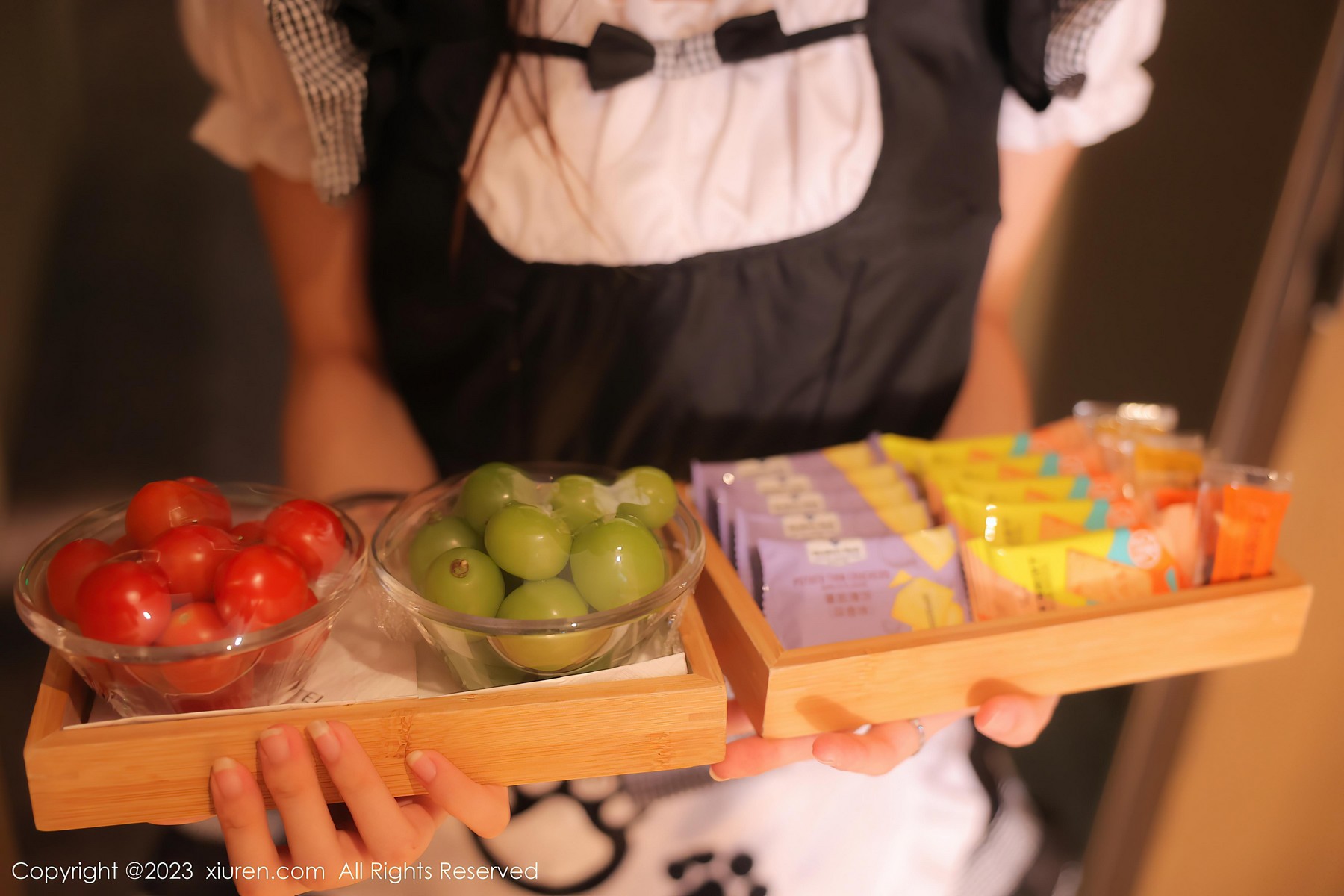 [XiuRen秀人网]2023.08.15 NO.7237 幼幼 黑色透视女仆制服与情趣内衣加黑丝美腿性感私房写真集Xiuren秀人写真高清美女套图写真下载-看套图看套图