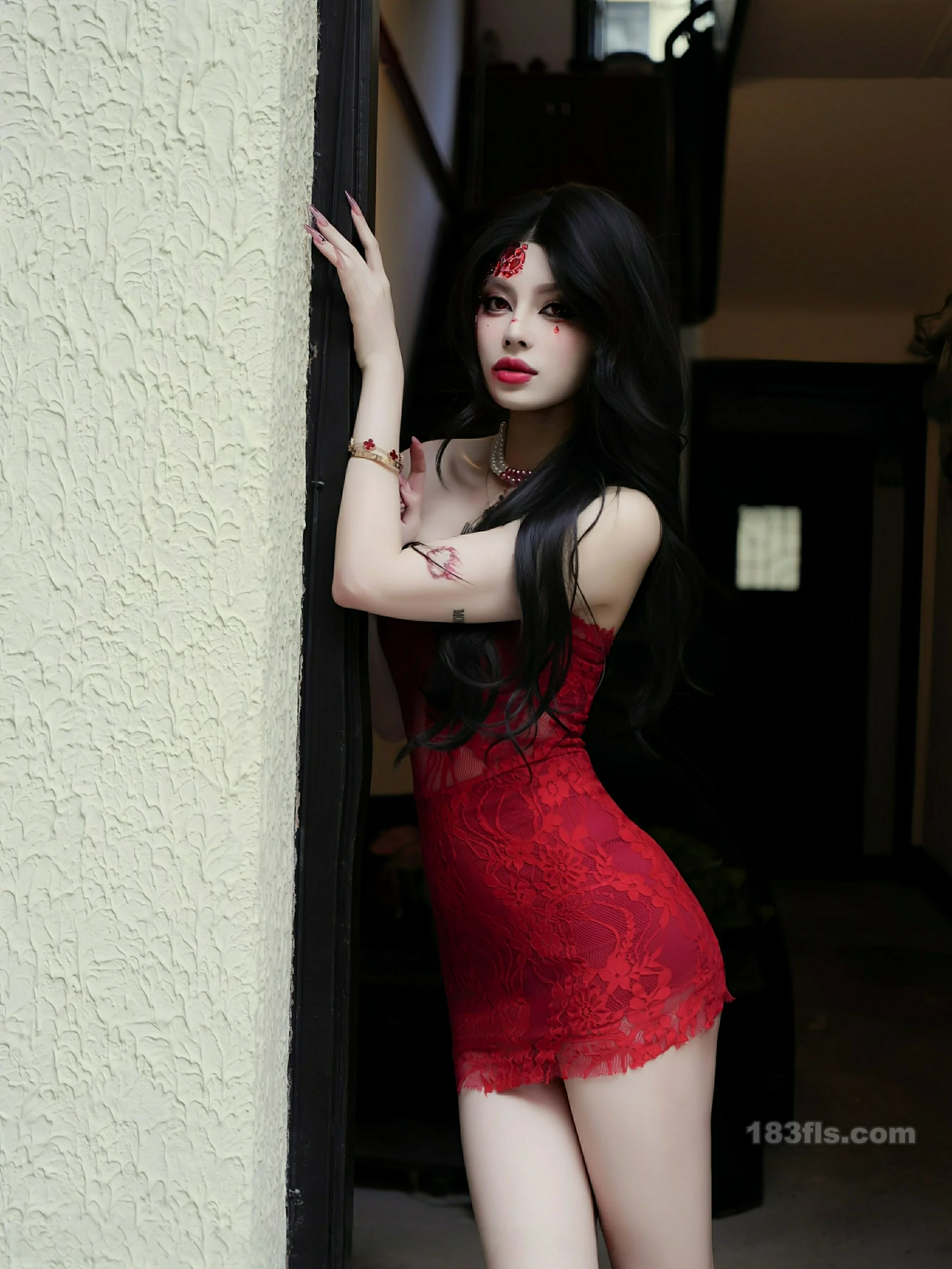 [XIUREN秀人网] 2025.11.26 No.11032 四月月-最新发布论坛-免费套图-看套图