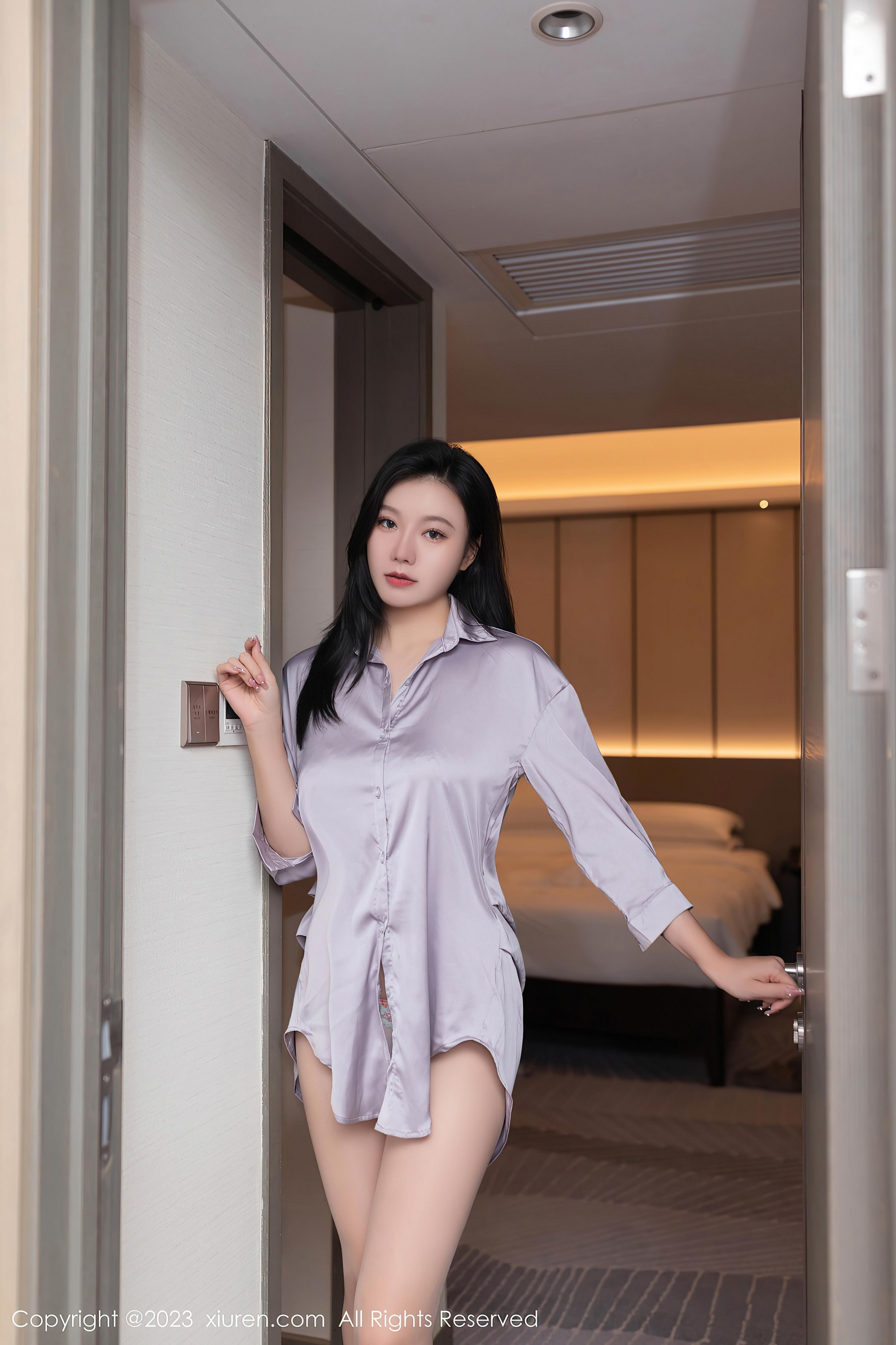 [XiuRen秀人网]2023.09.12 NO.7376 安然anran 粉色衬衫与蕾丝内衣加肉丝美腿性感私房写真集Xiuren秀人写真高清美女套图写真下载-看套图看套图