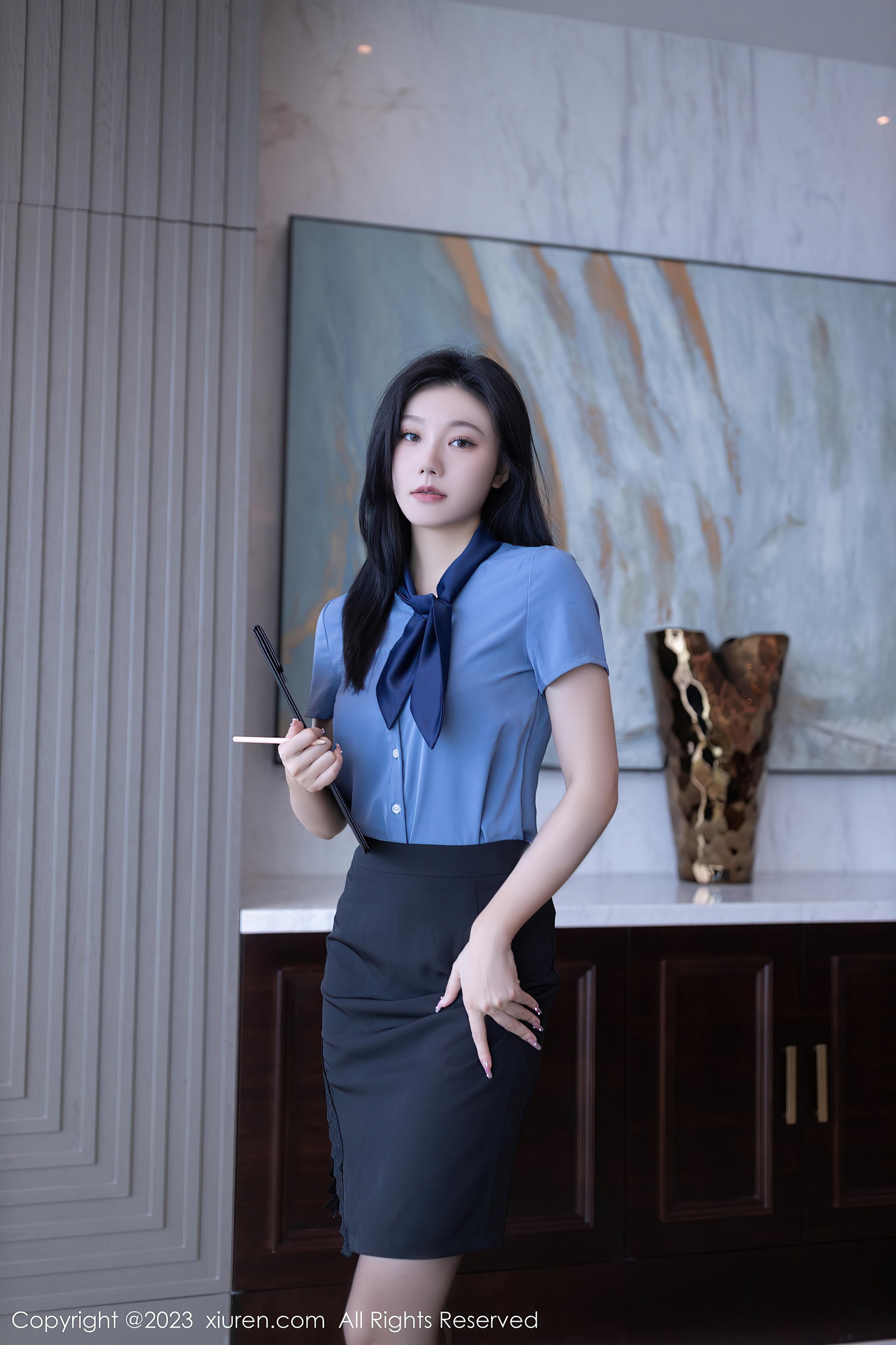 [XiuRen秀人网]2023.09.19 NO.7409 安然anran OL制服与红色蕾丝内衣加黑丝美腿性感私房写真集-看套图